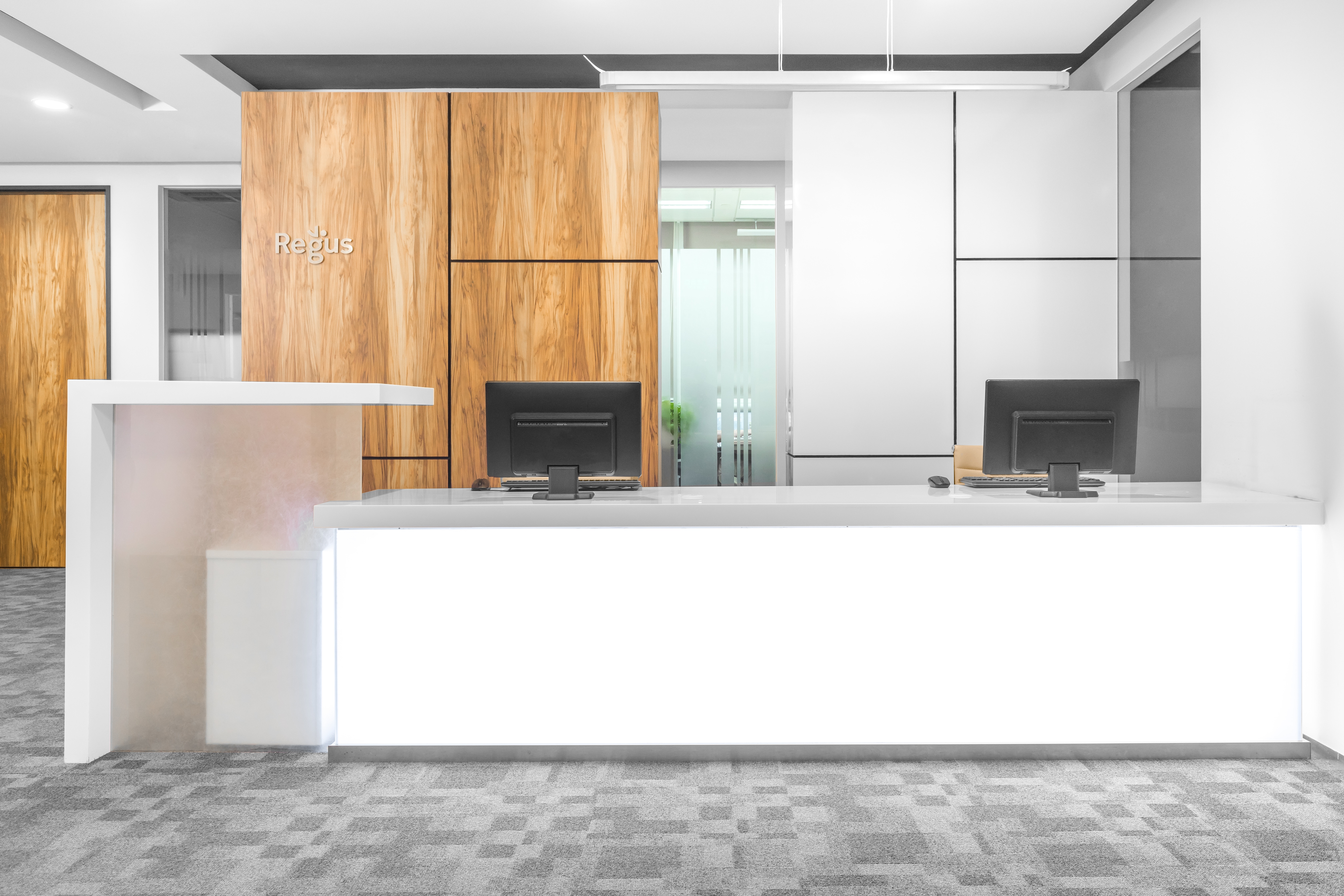 Regus - Foshan, Glory IFC image 2