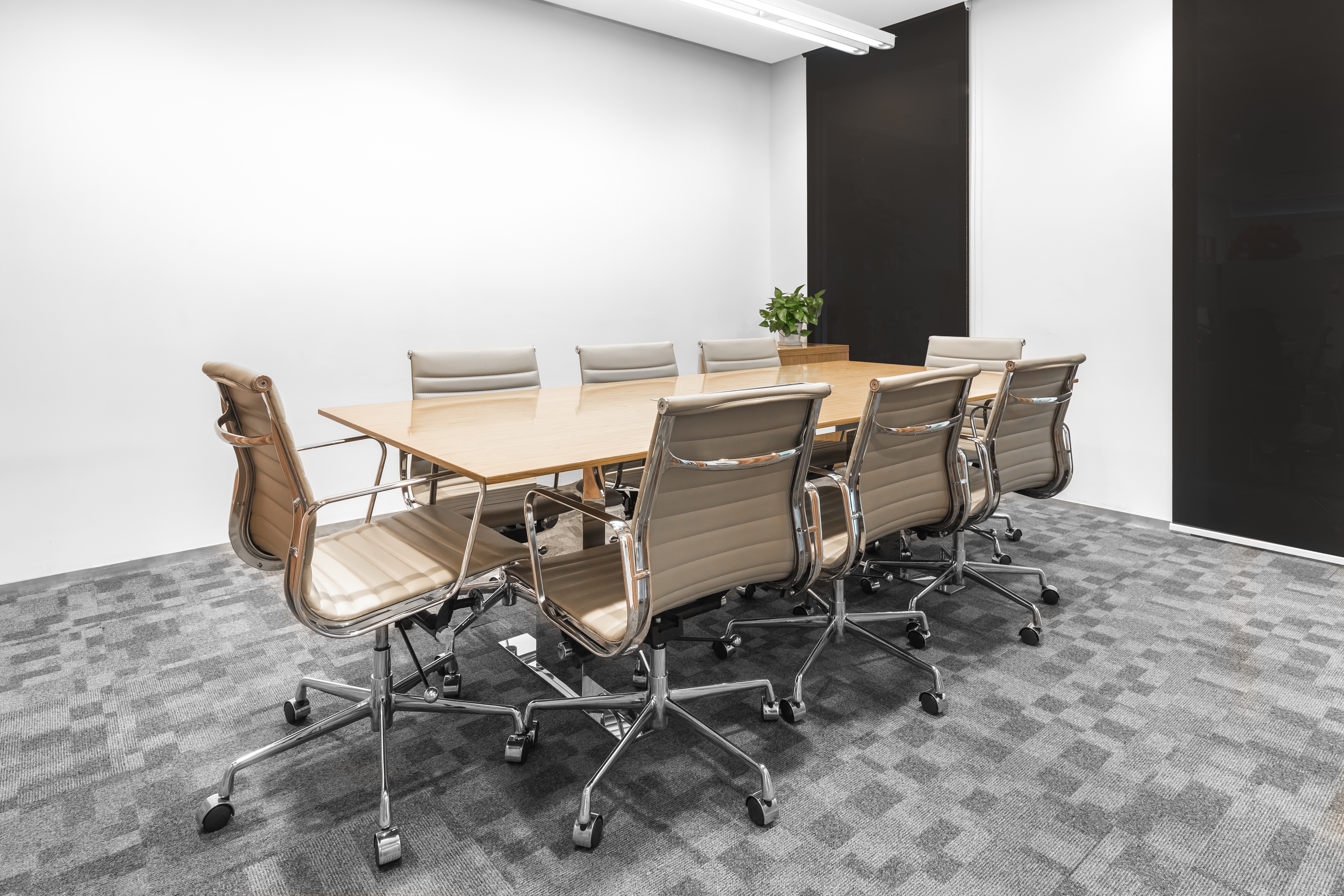 Regus - Foshan, Glory IFC image 4