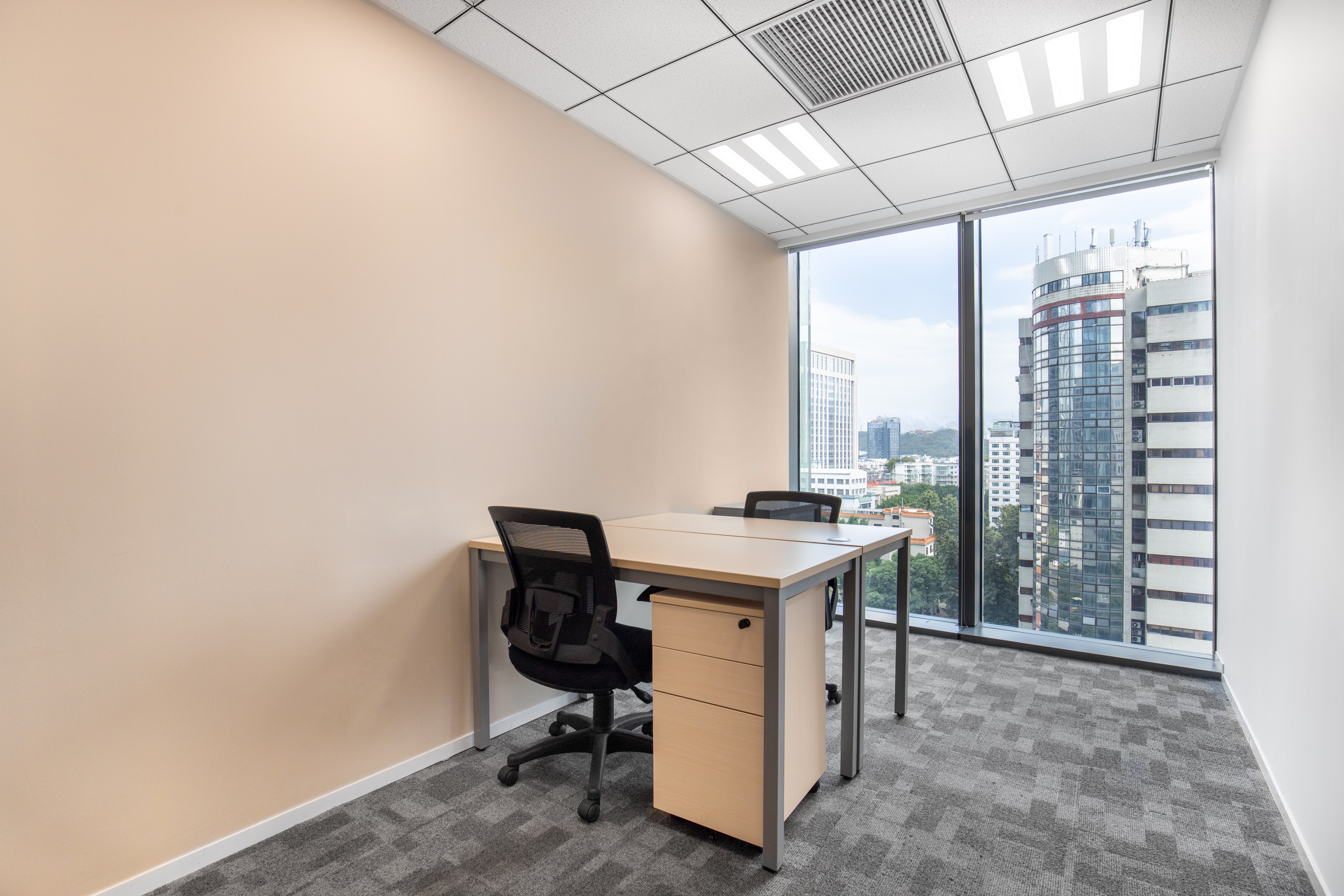 Regus - Fuzhou, Rongdu International Building image 3