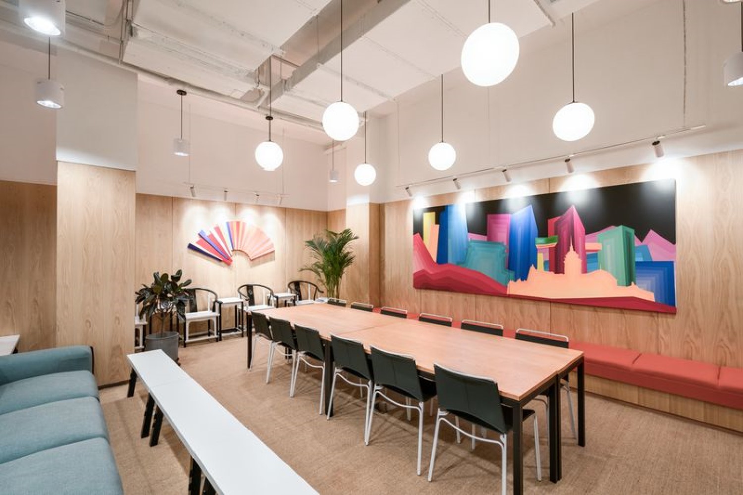 WeWork Yuexiu Financial Building image 5