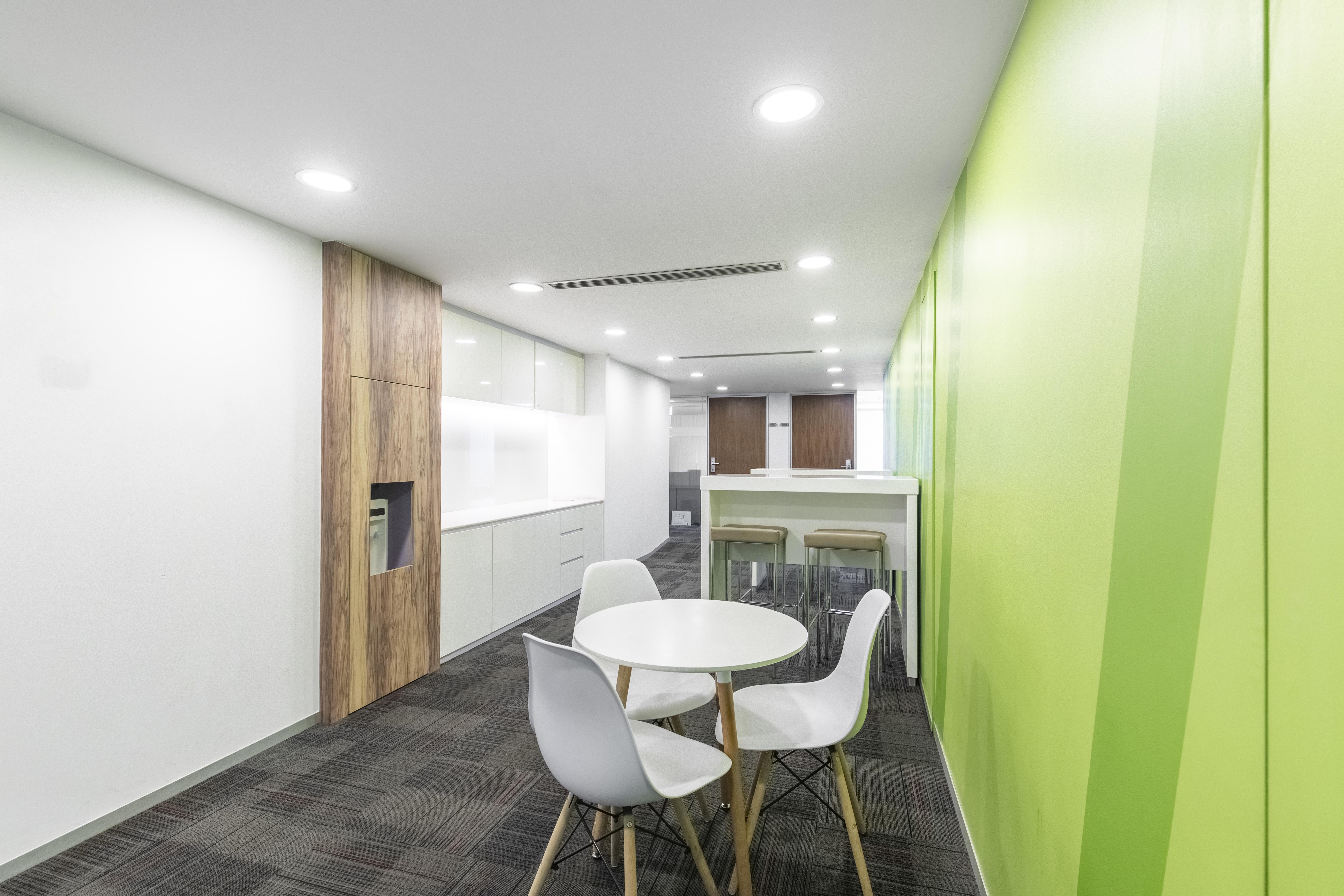 Regus - Hangzhou Foreign Economy & Trade Plaza image 2