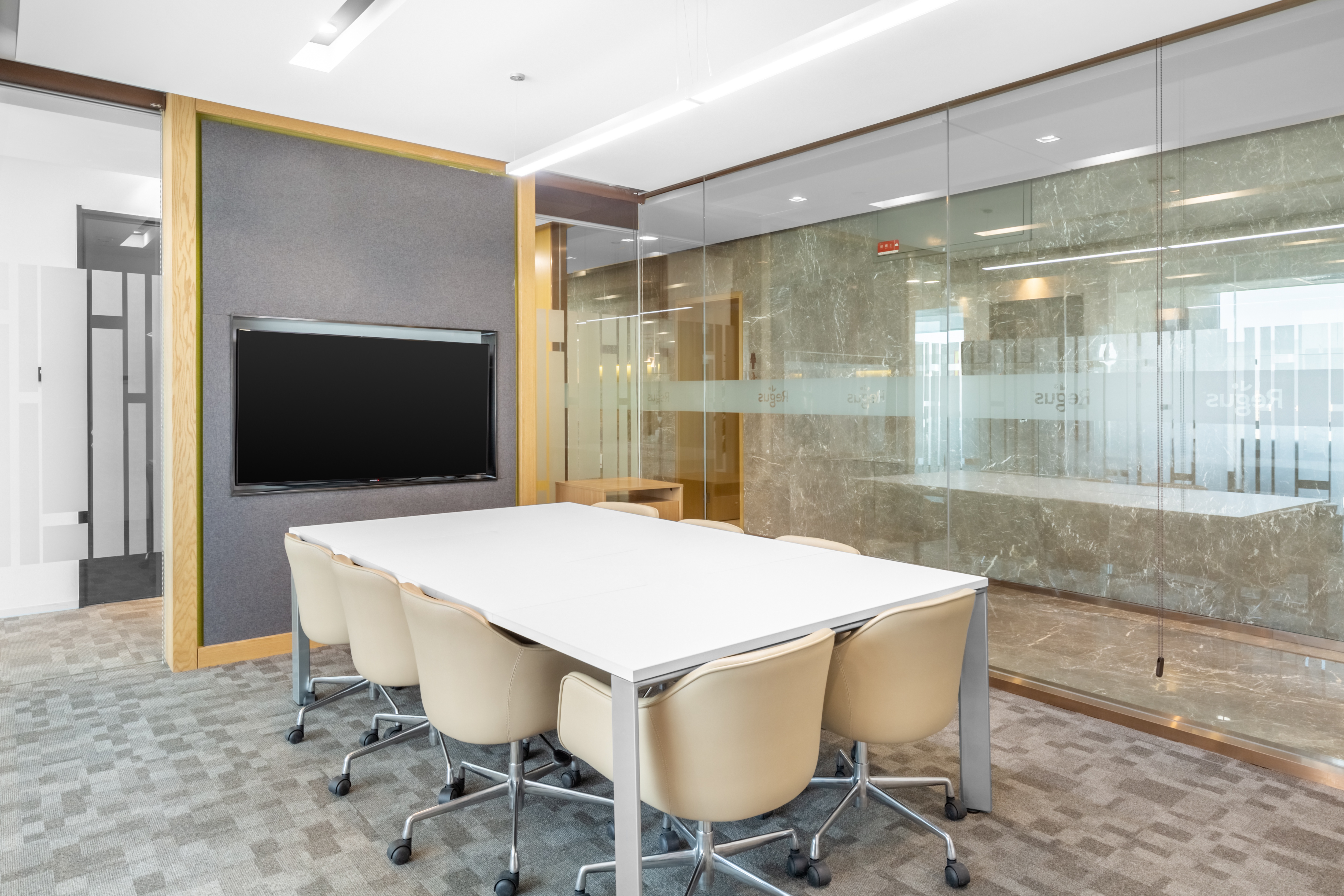 Regus - Jinan, Luneng International Centre image 4