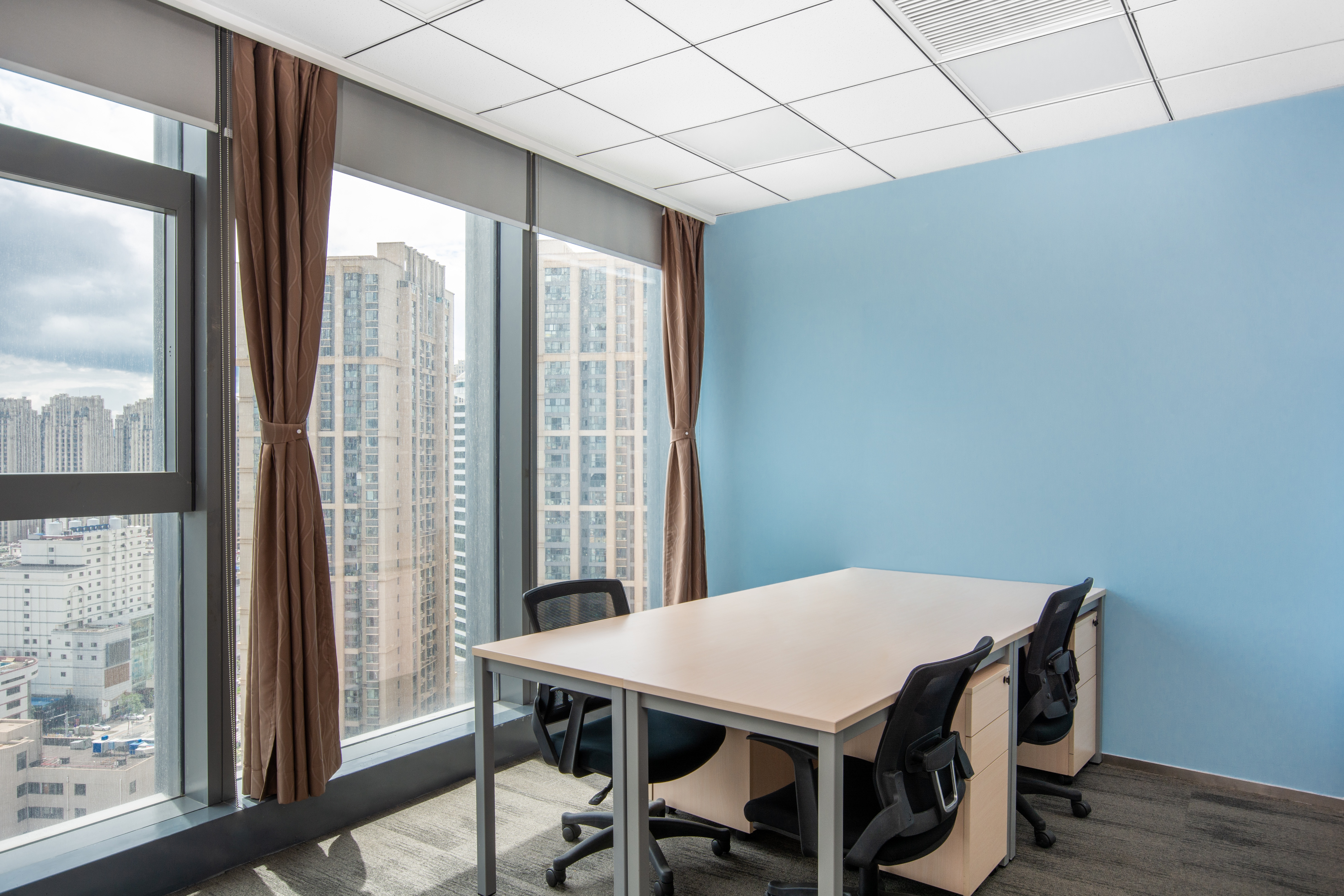 Regus - Kunming, Kunming Square image 3