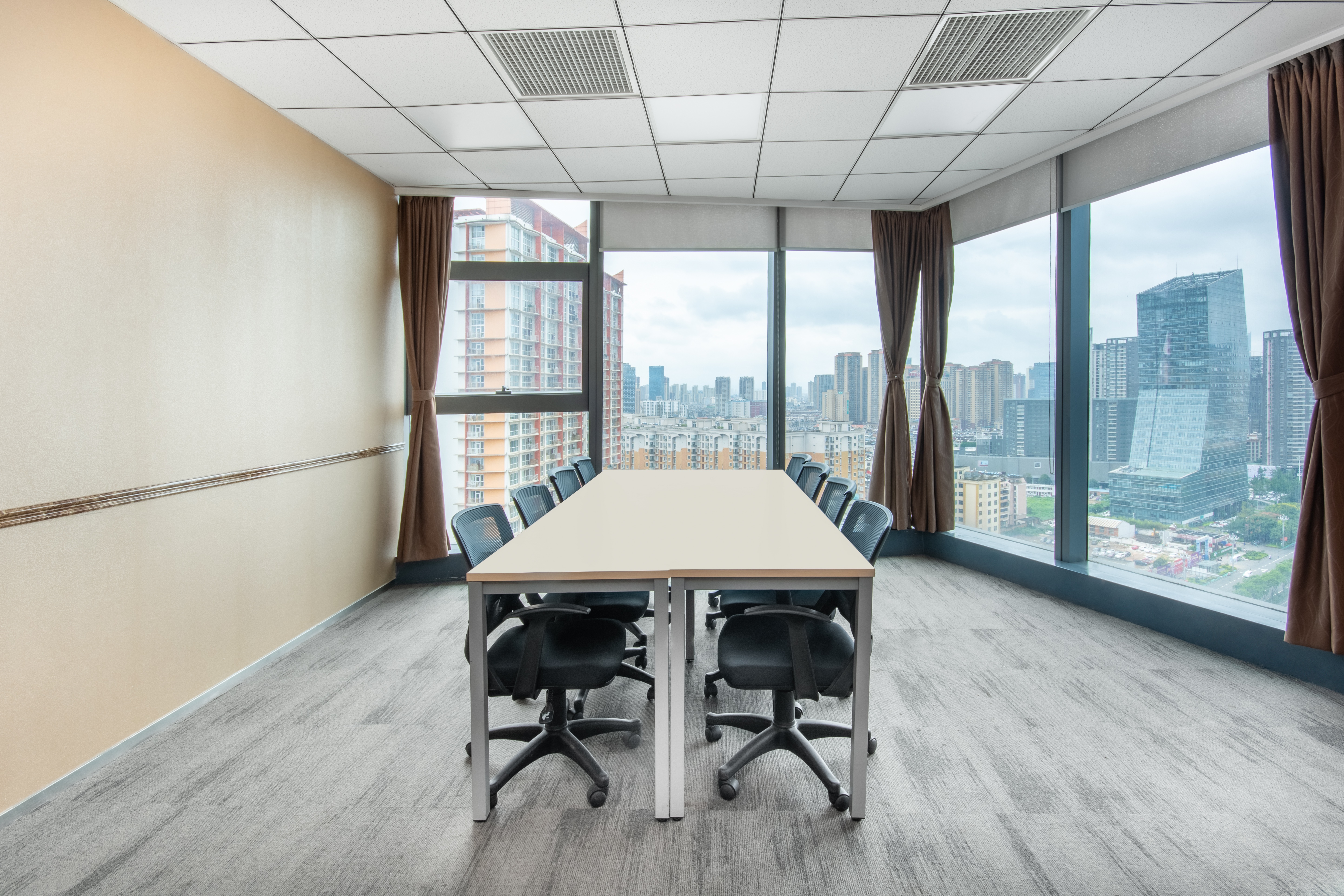 Regus - Kunming, Kunming Square image 4