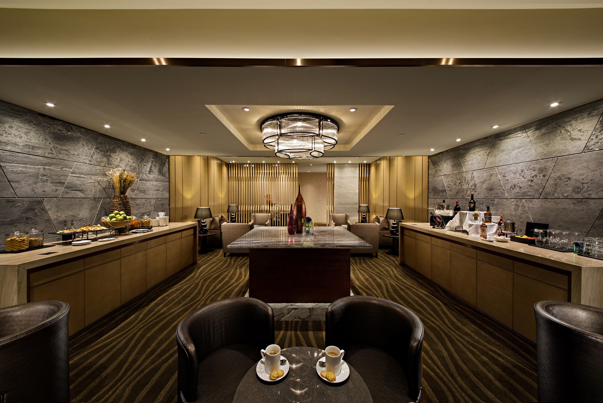 Plaza Premium Lounge (Departures) / Macau image 4