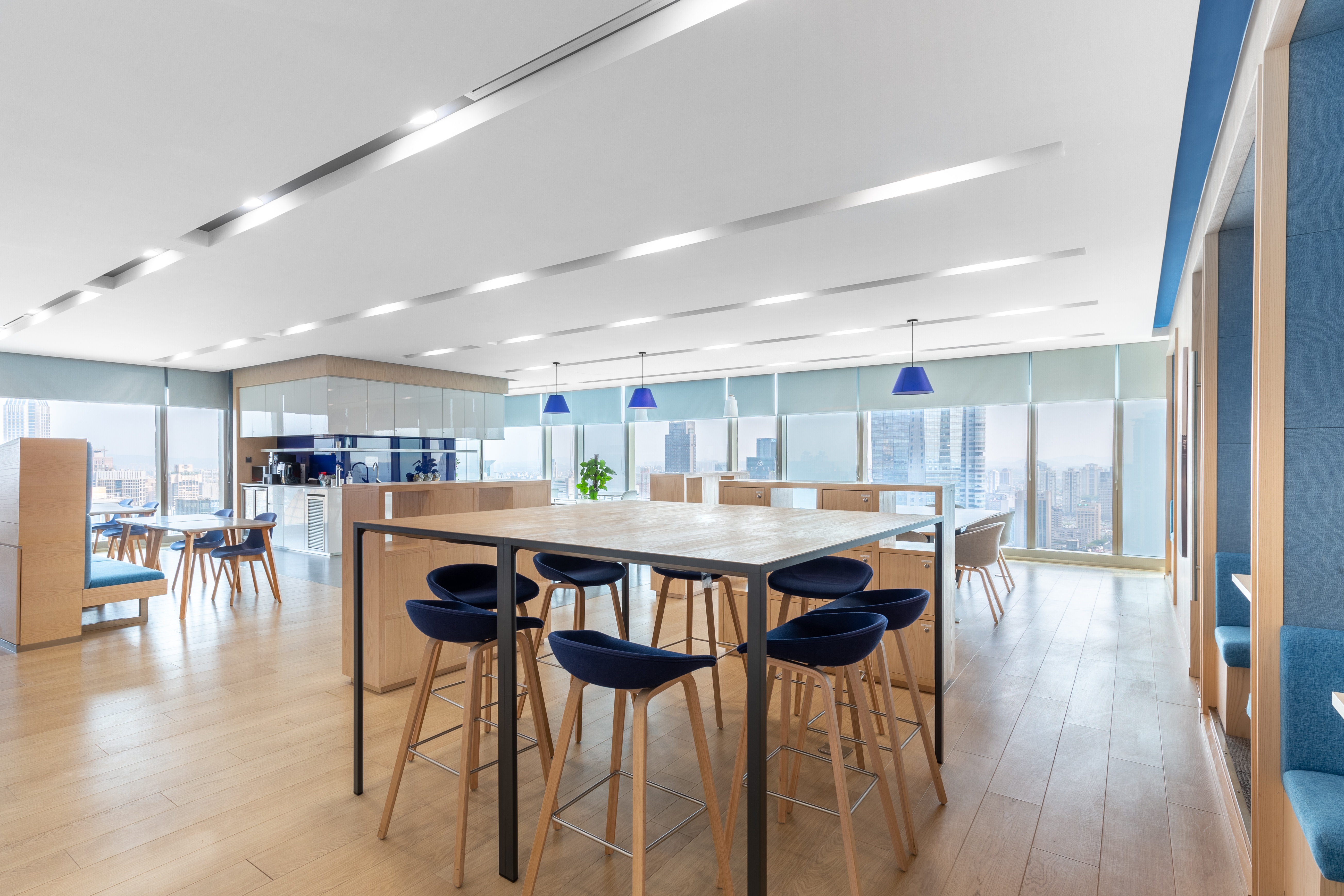 Regus - Nanjing, Deji Plaza image 5