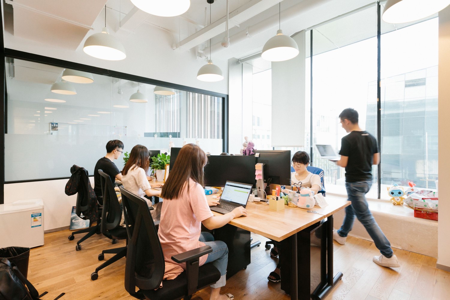 WeWork Golden Eagle He Xi image 2