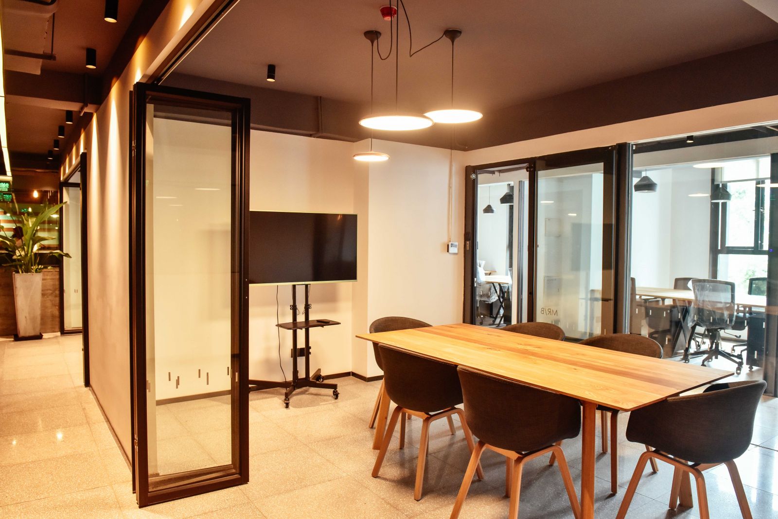 MIXPACE Wonderwall image 5