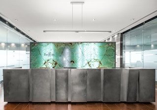 Regus - Shanghai Raffles City image 2