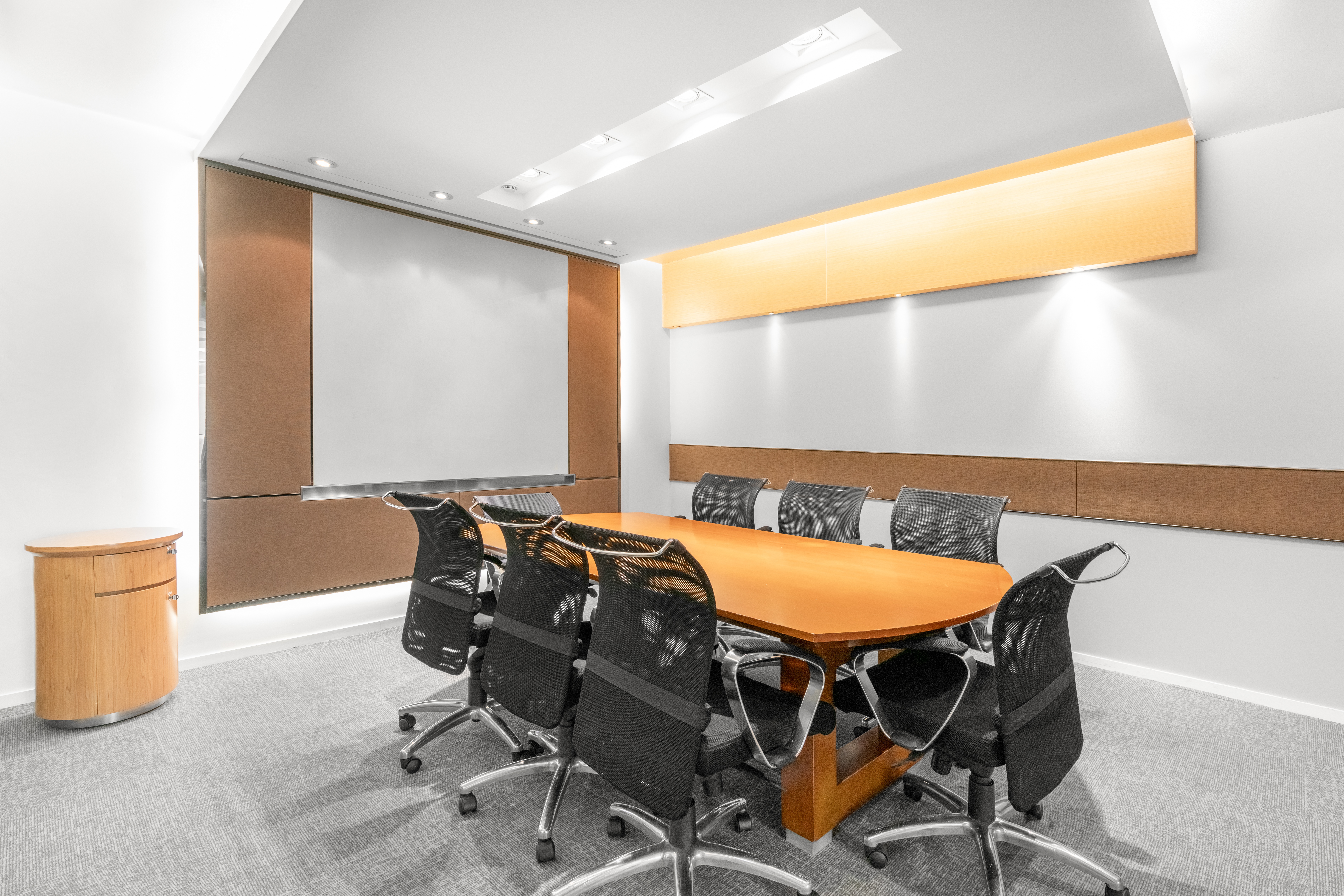 Regus - Shanghai, The Headquarters image 5