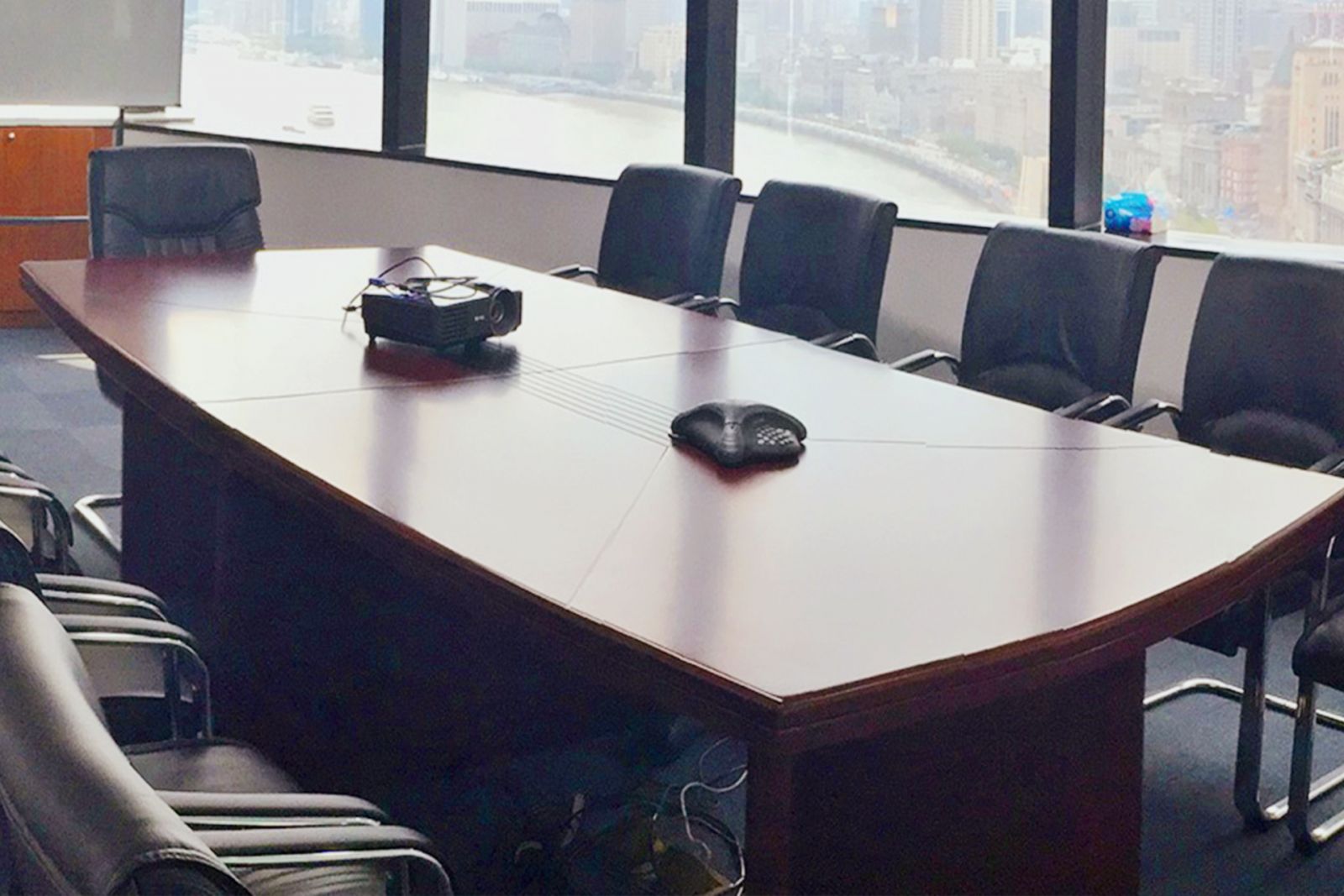 Spaceyun- Shanghai North Bund Centre image 3