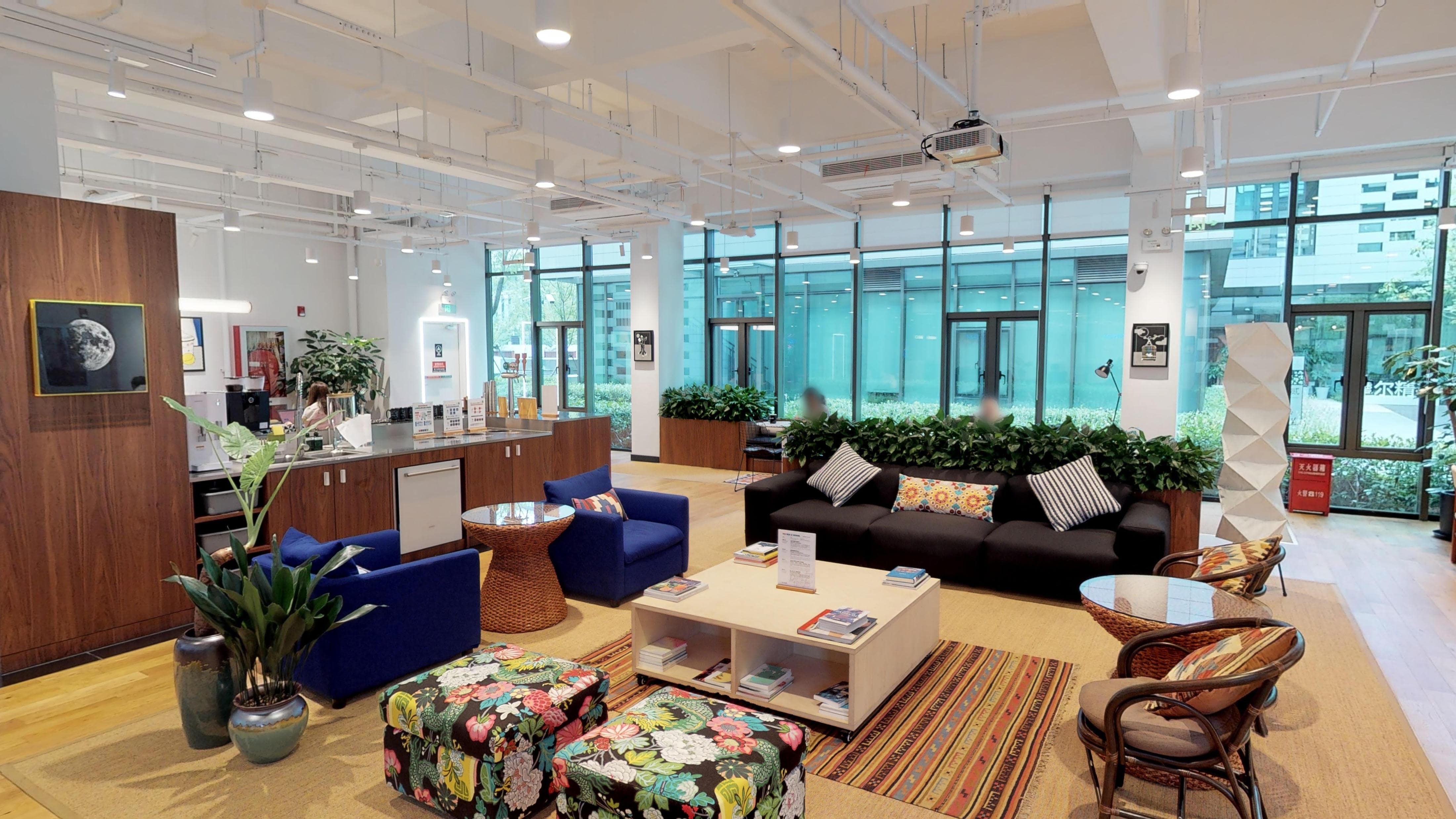 WeWork Candor Plaza image 3