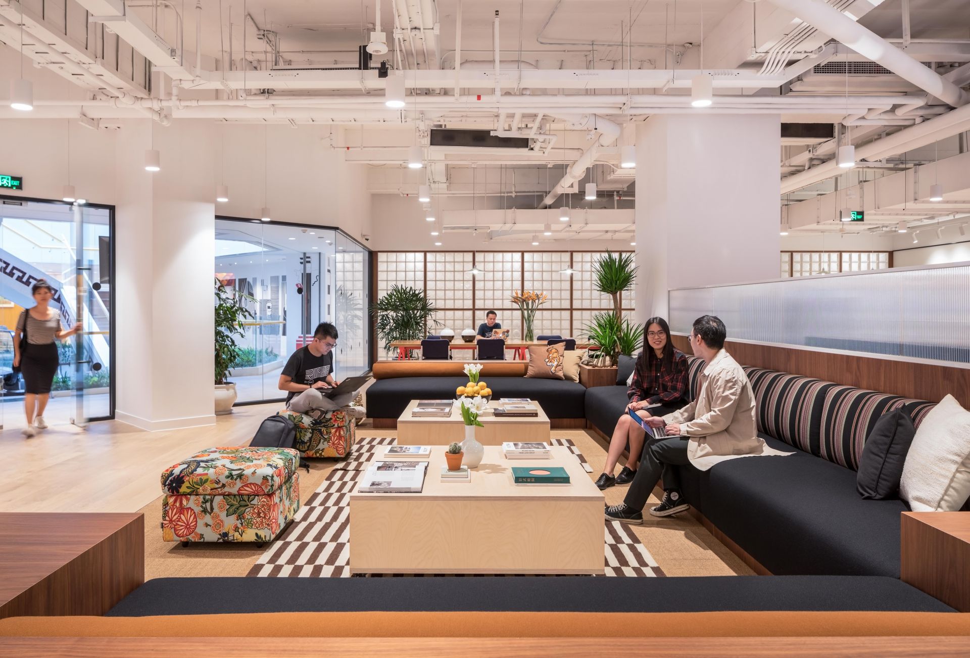 WeWork China Merchants Plaza image 4