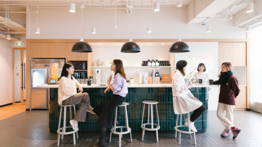 WeWork The Center image 3