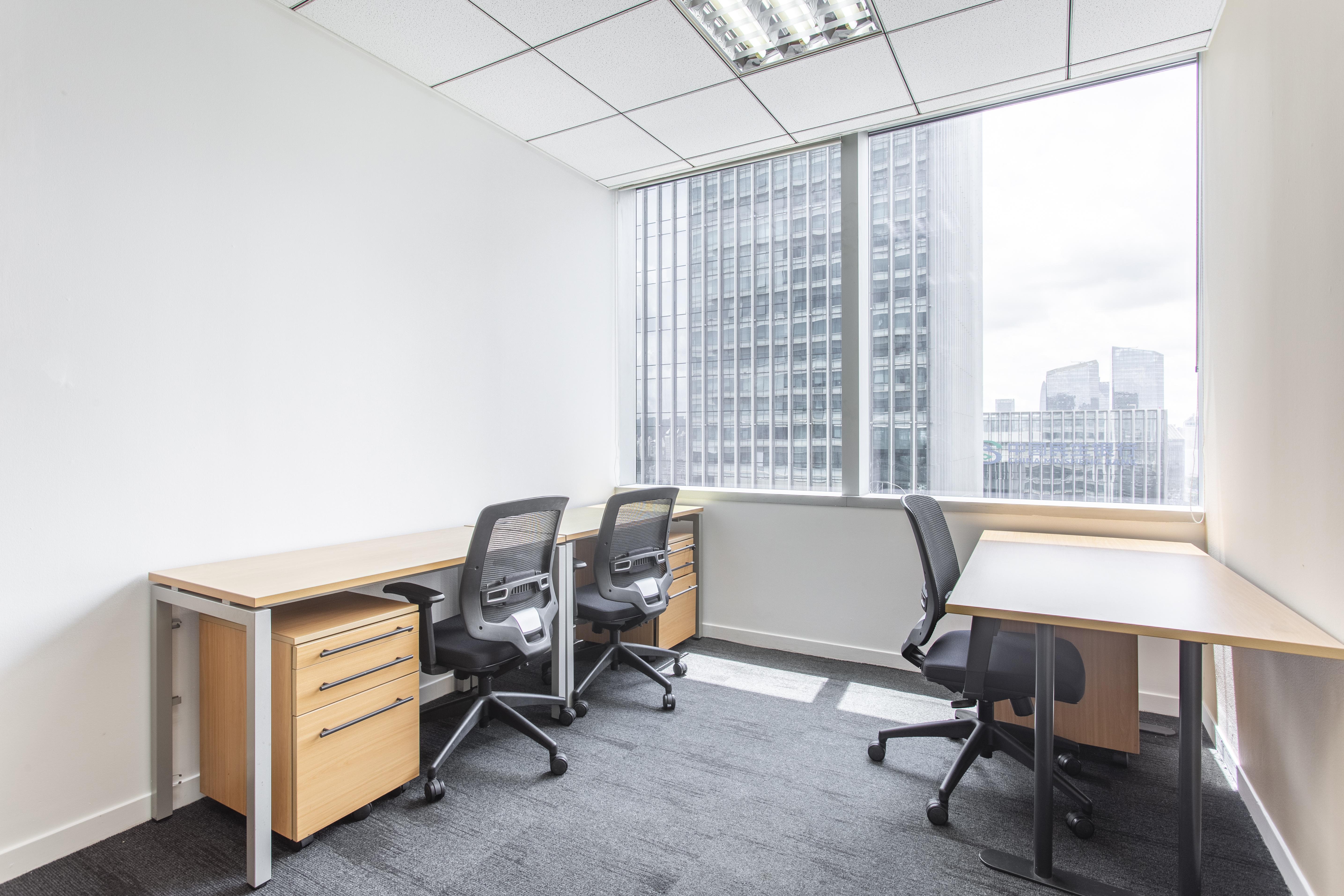 Regus - Shenzhen Futian Anlian image 3