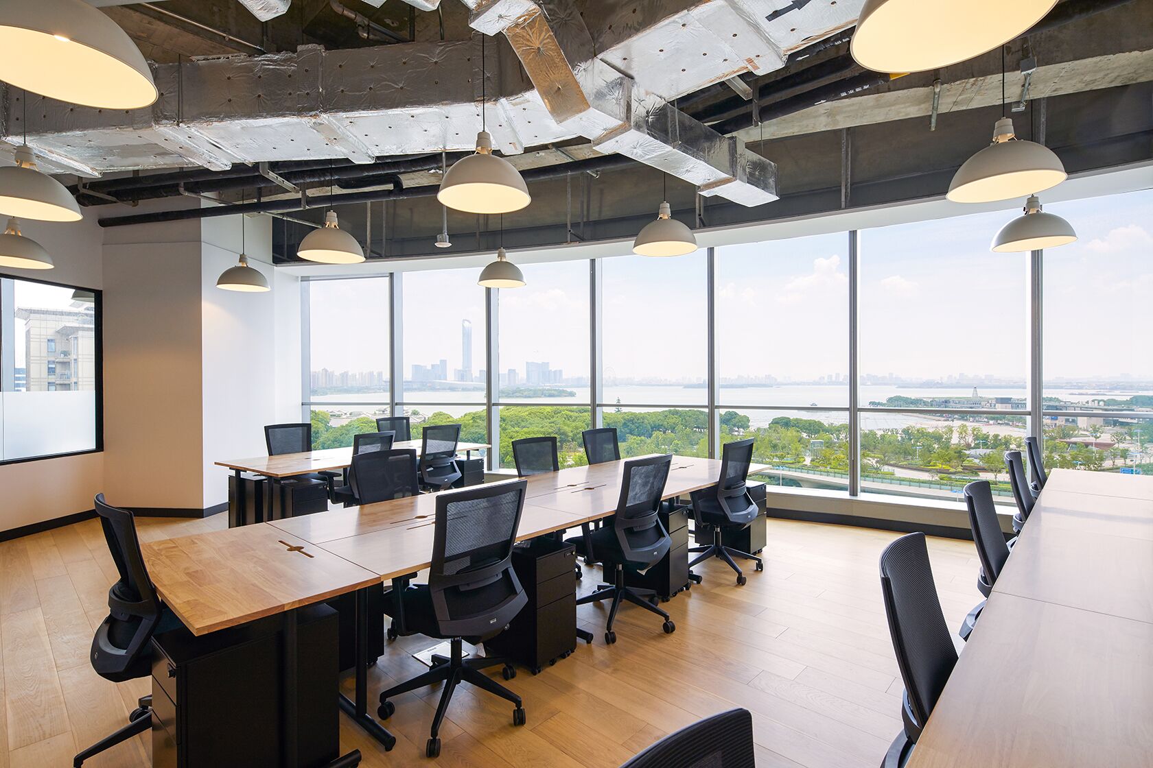 WeWork Suzhou Center Tower B image 4