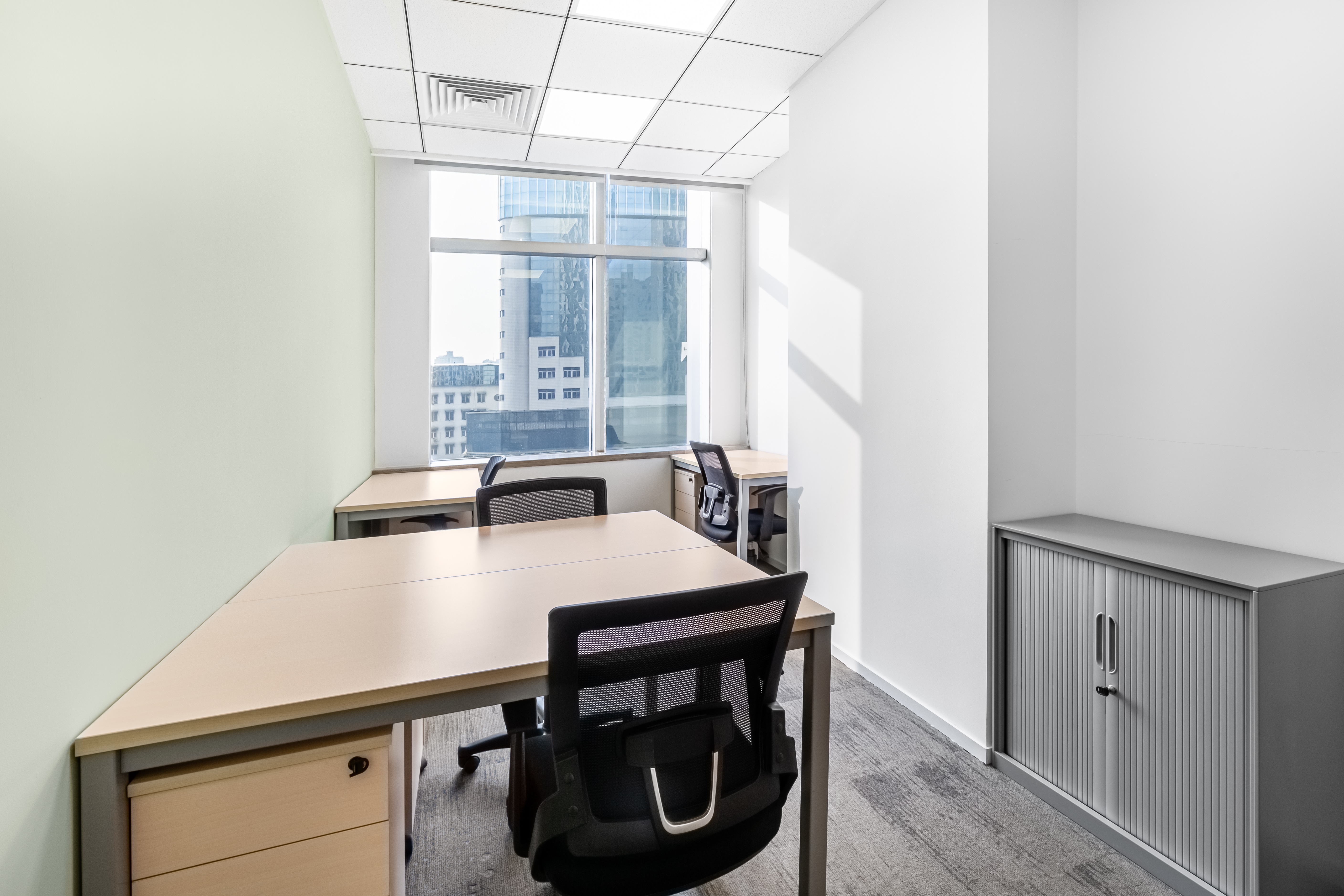 Regus - Taiyuan, World Trade Centre image 3