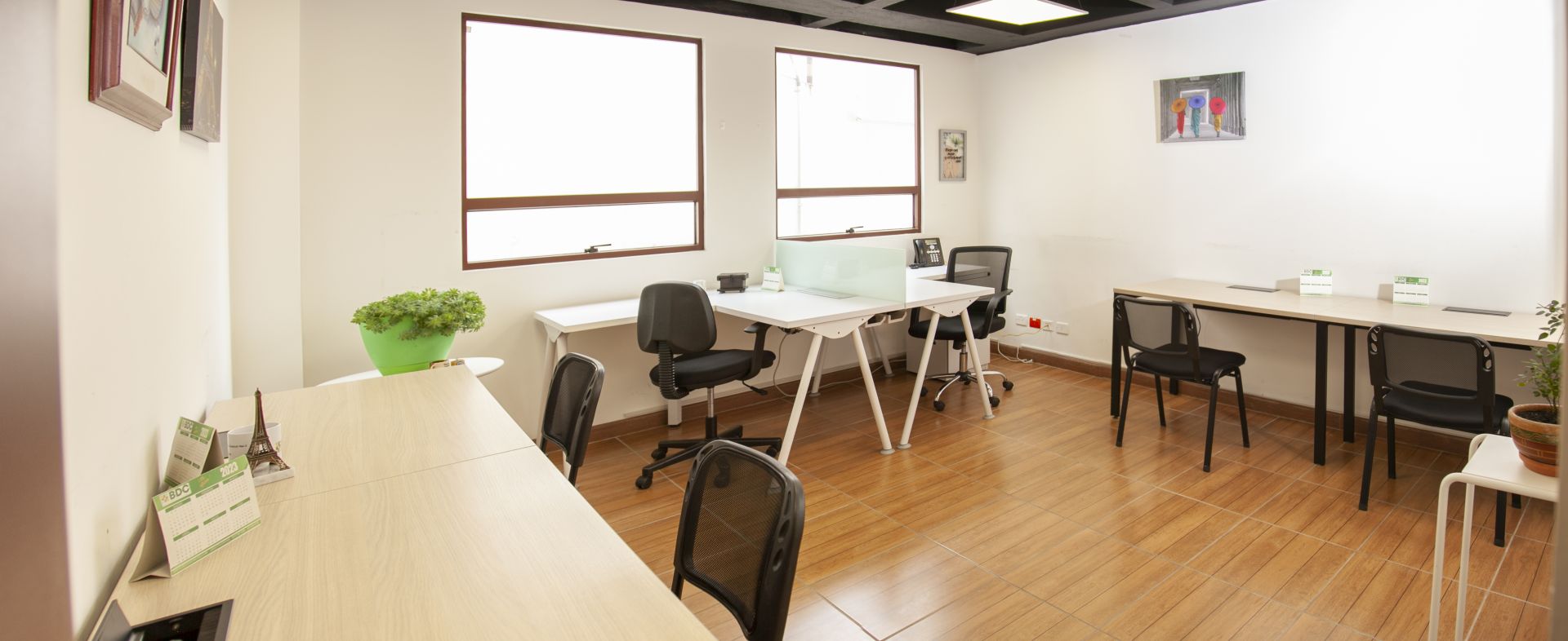 Bogota Downtown Coworking image 5