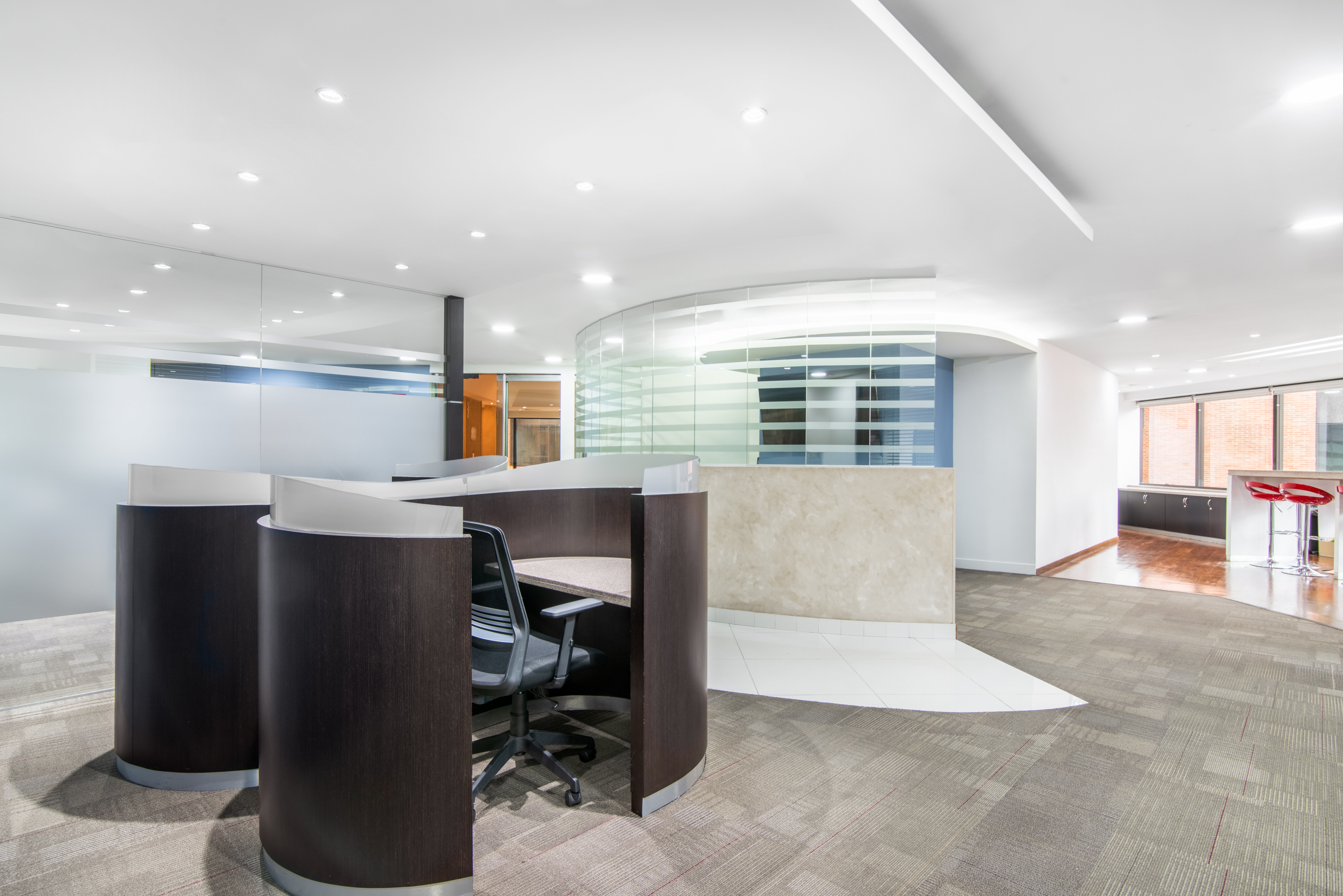 Regus - Bogota, Av. Chile Tower A image 5