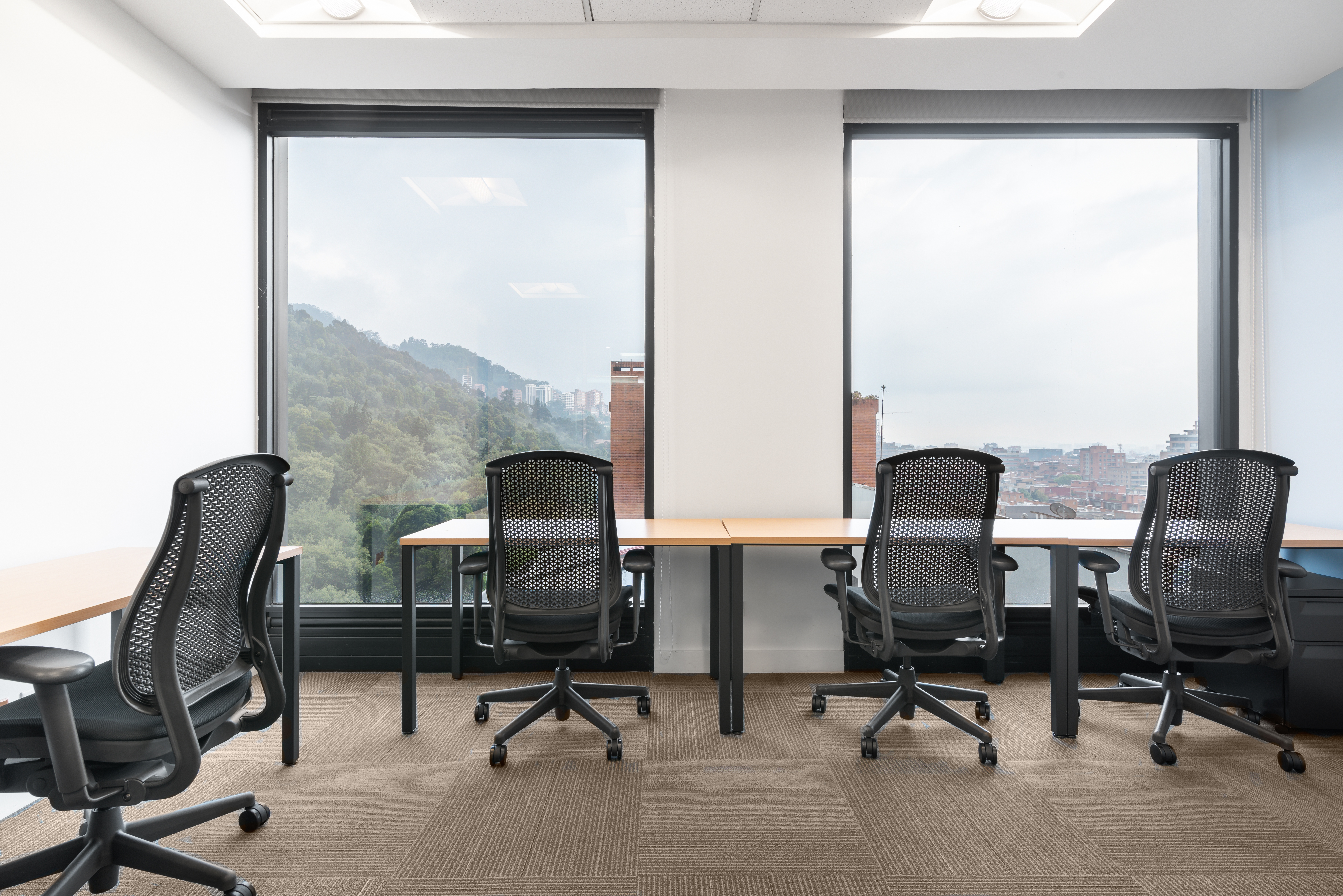 Regus - Bogota, Calle 100, Capital Tower image 3