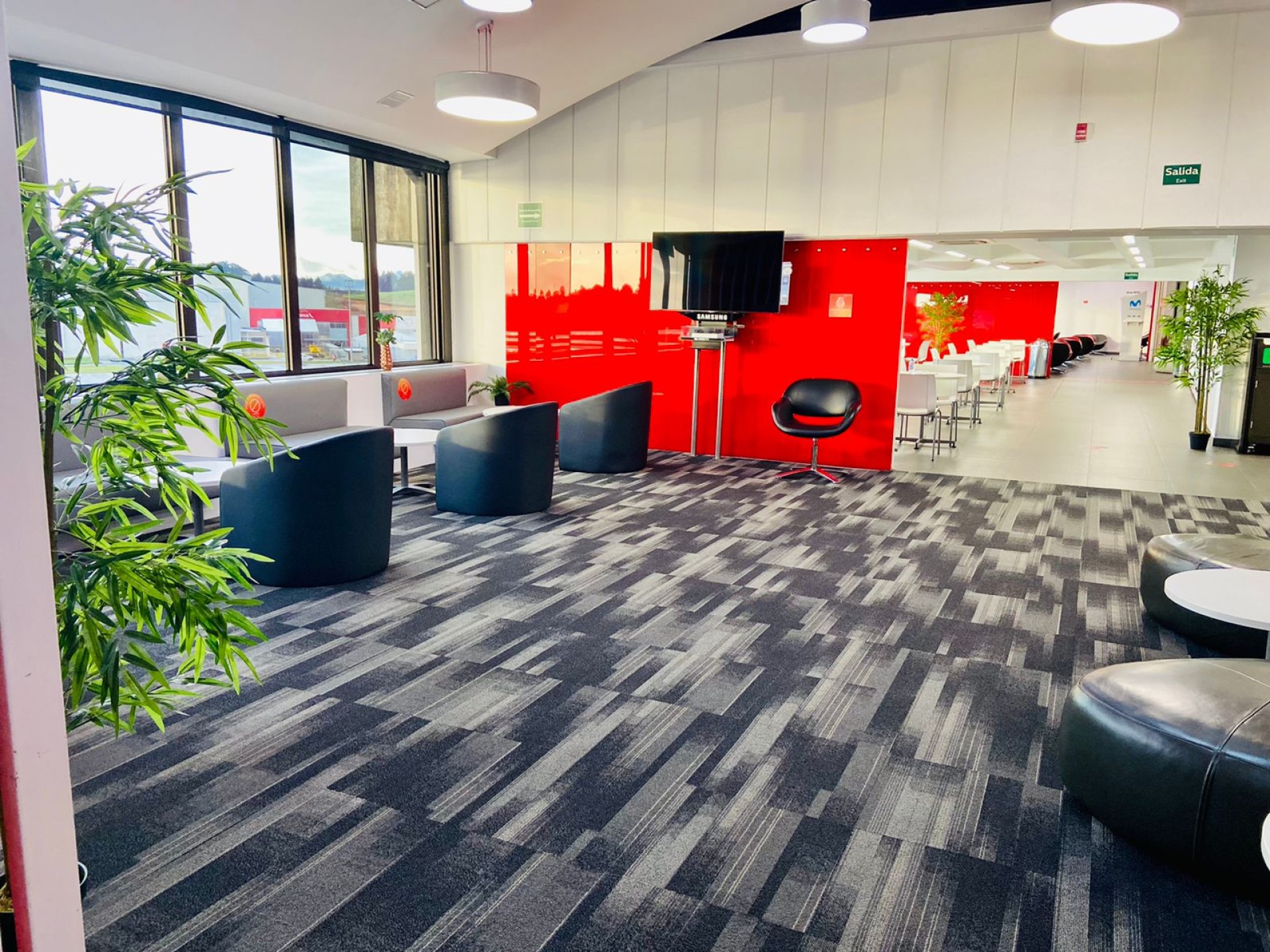 Avianca Lounge Medellín (Departures) image 4