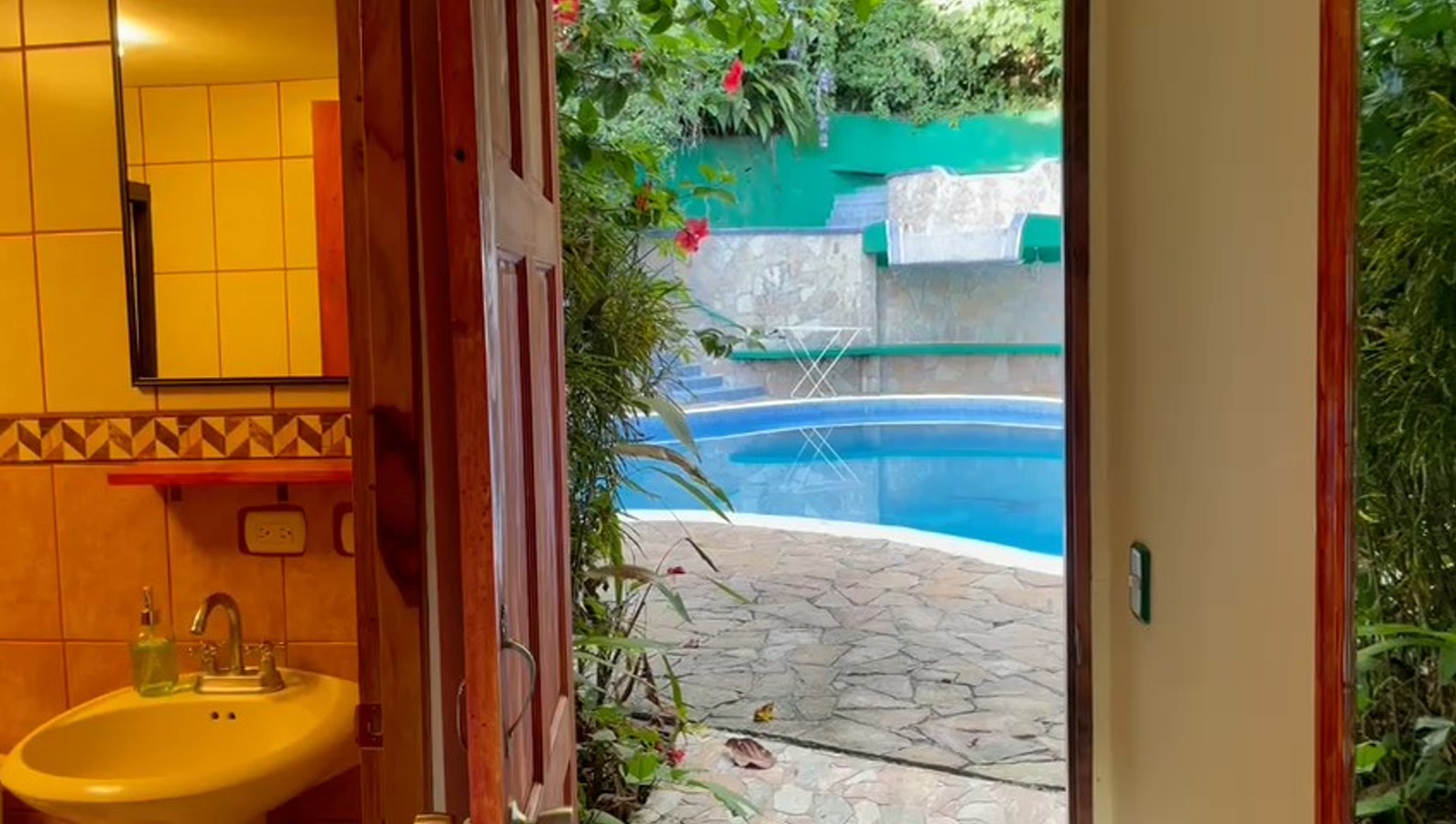 JungleVilla Workspaces image 3