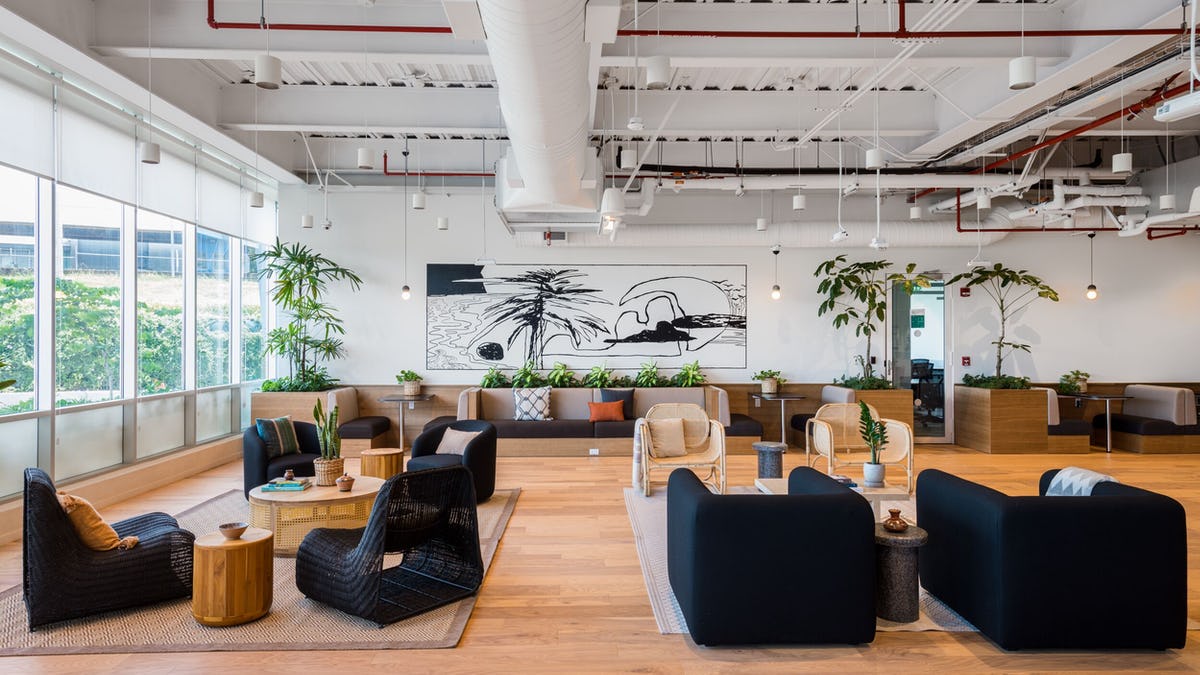 WeWork Plaza Real Cariari image 2