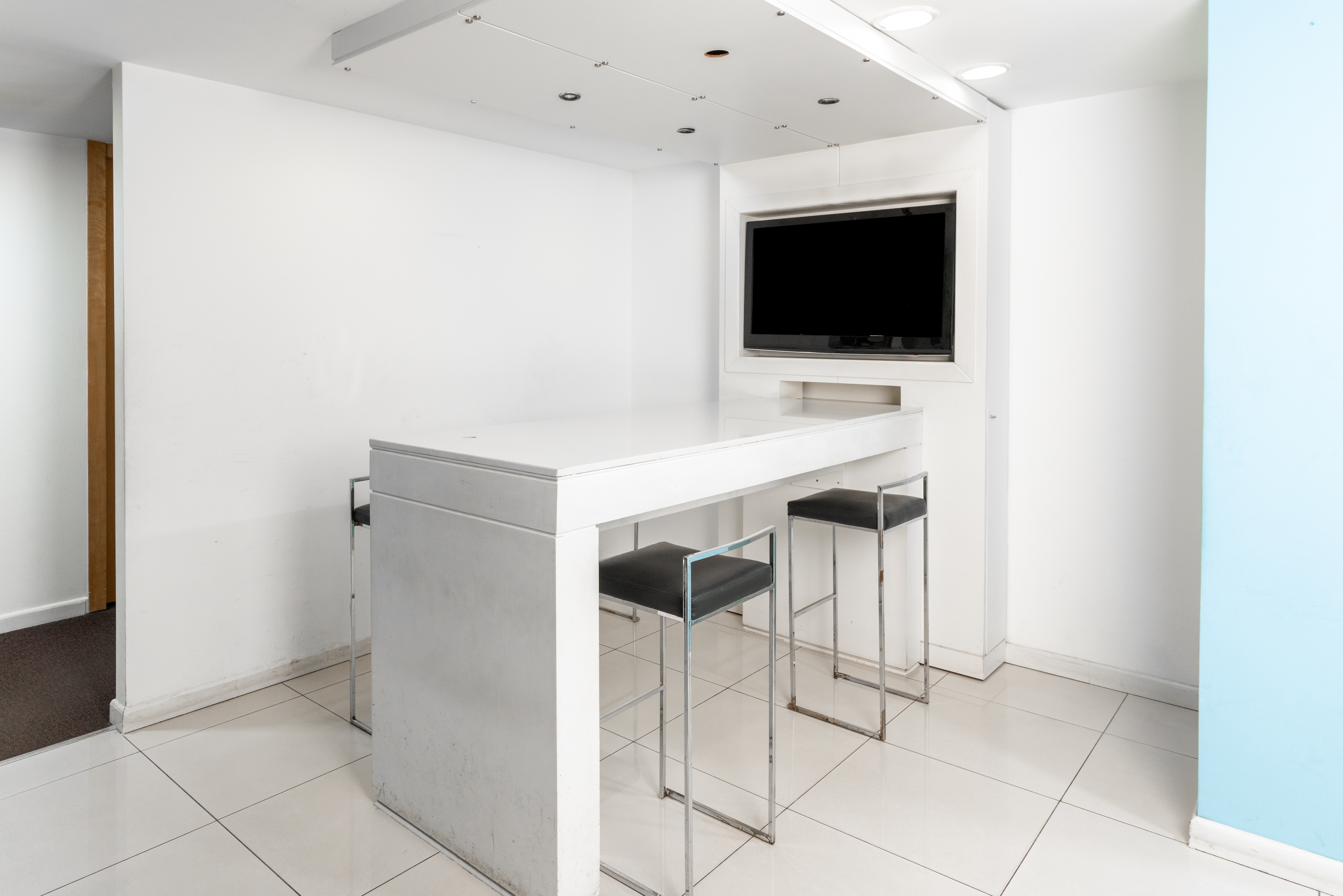 Regus - Abidjan Lagune image 5