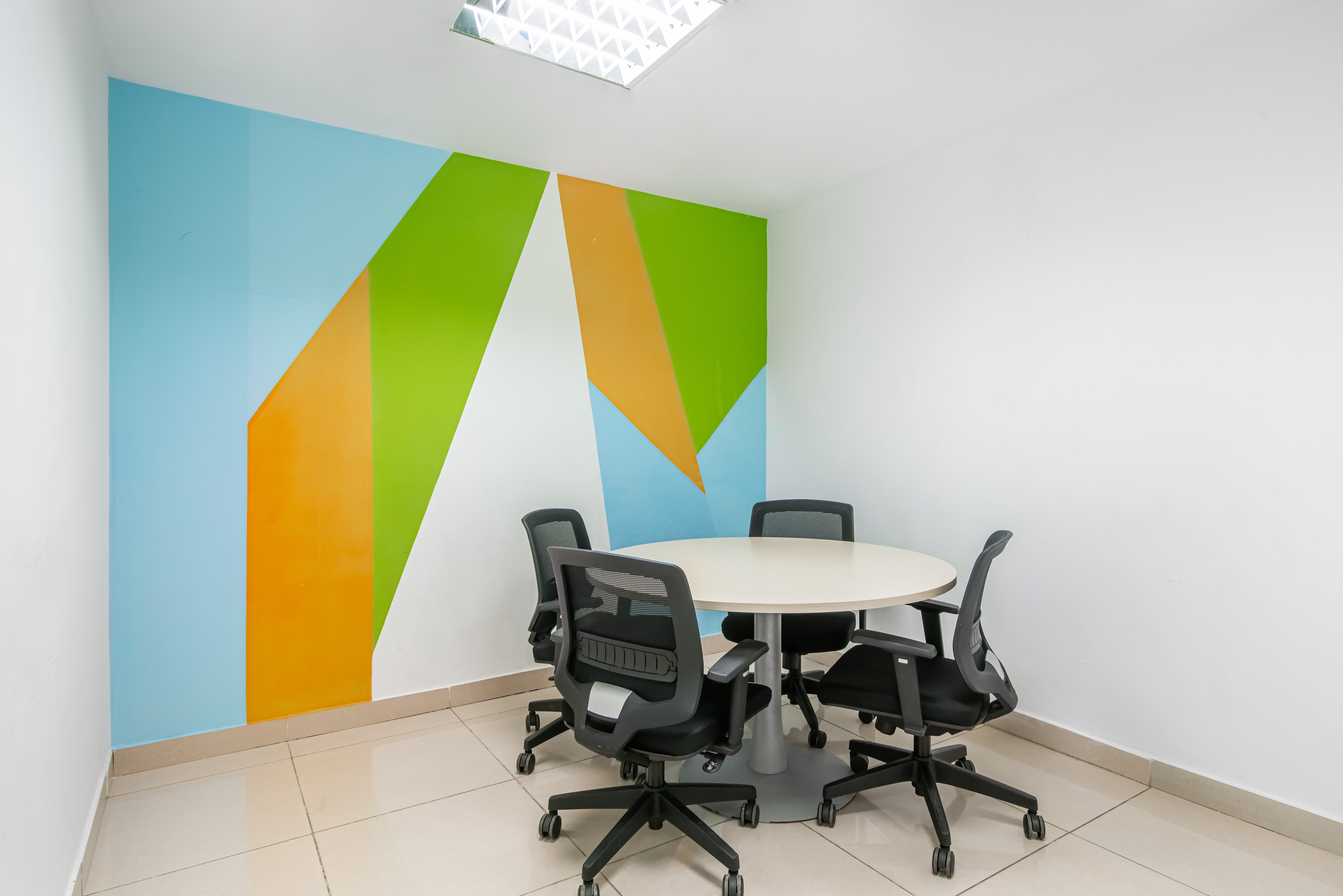 Regus - Abidjan, Plein Ciel image 4