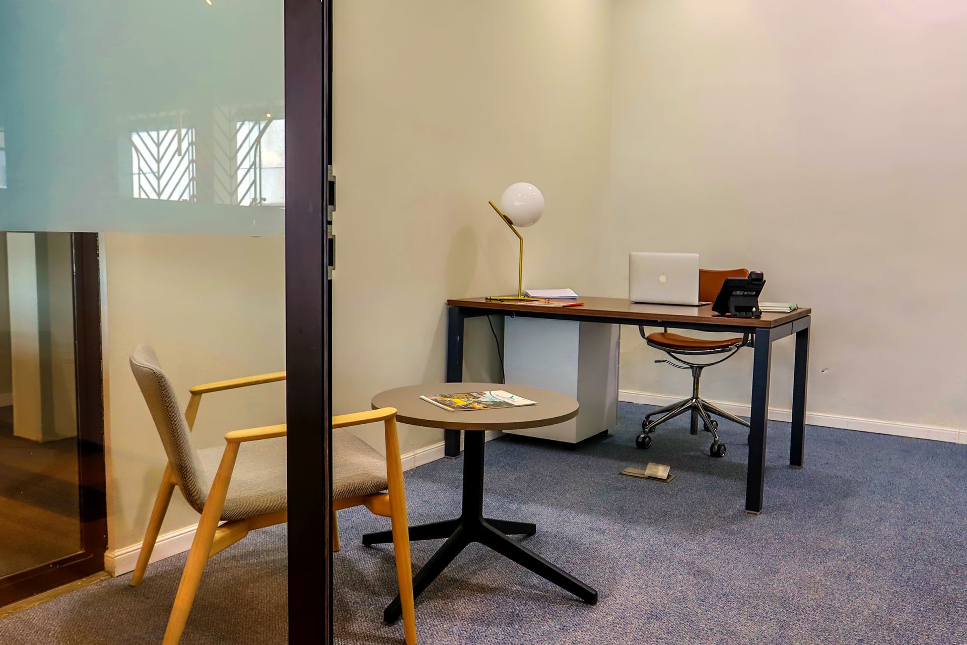 Royal Work Club image 3