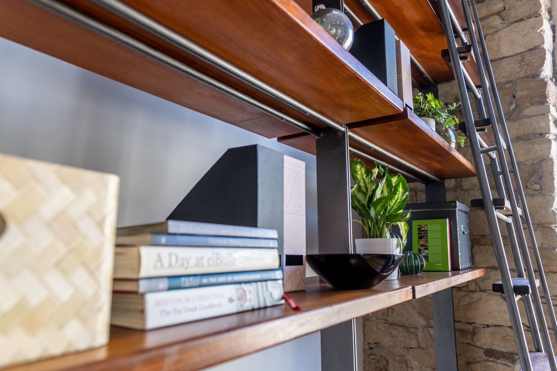 the business bar image 3