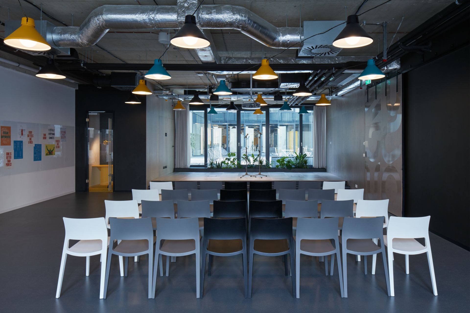 HubHub Na Prikope 14 image 4