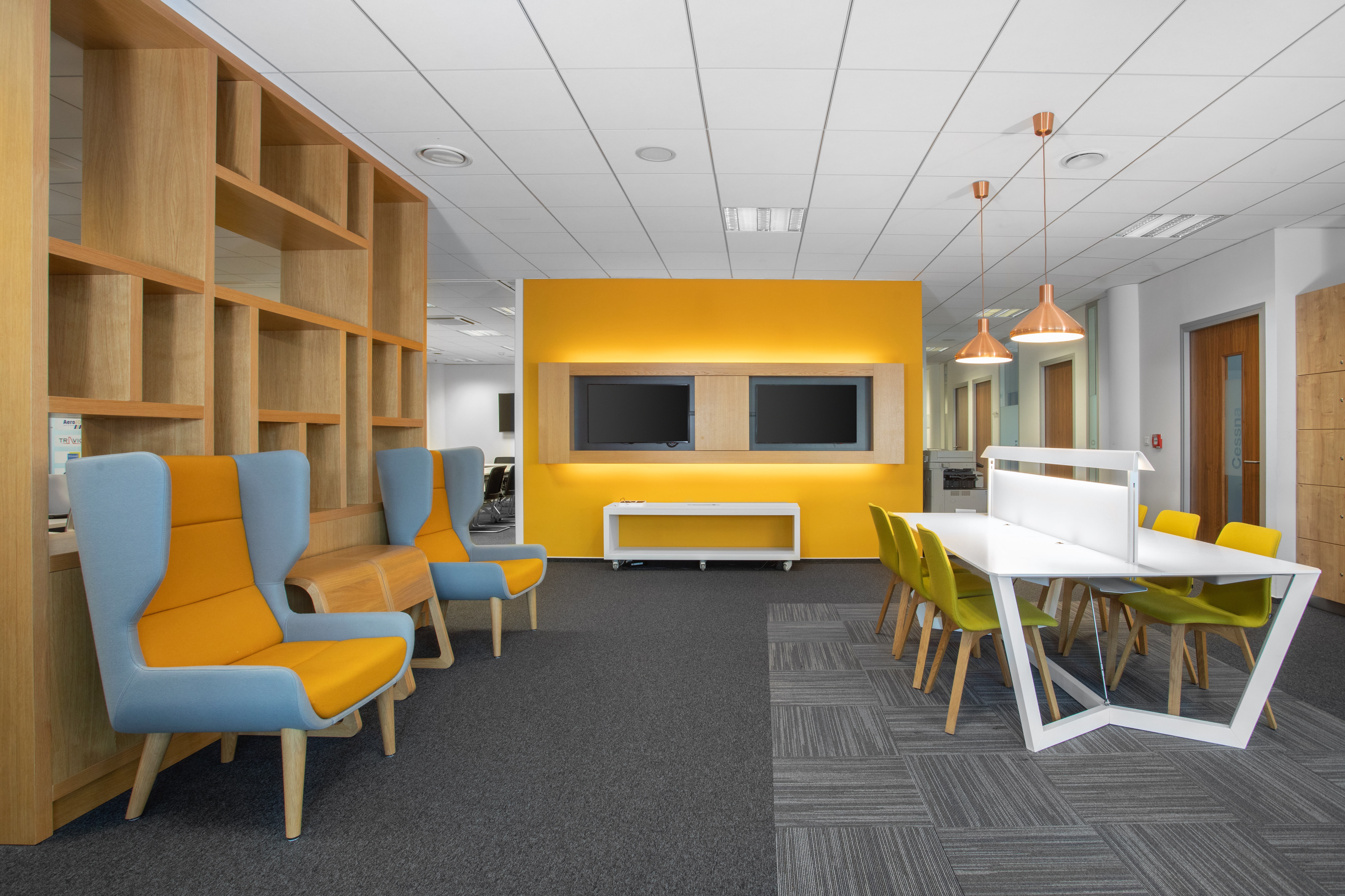 Regus - Prague, Airport image 5