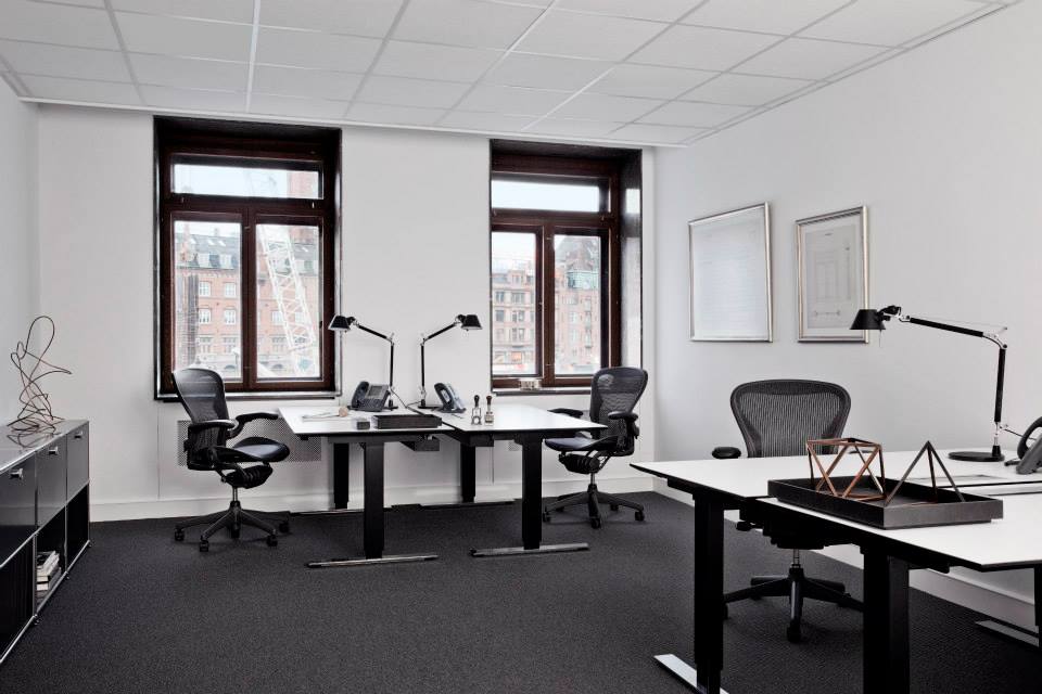 Regus Business Center City image 4
