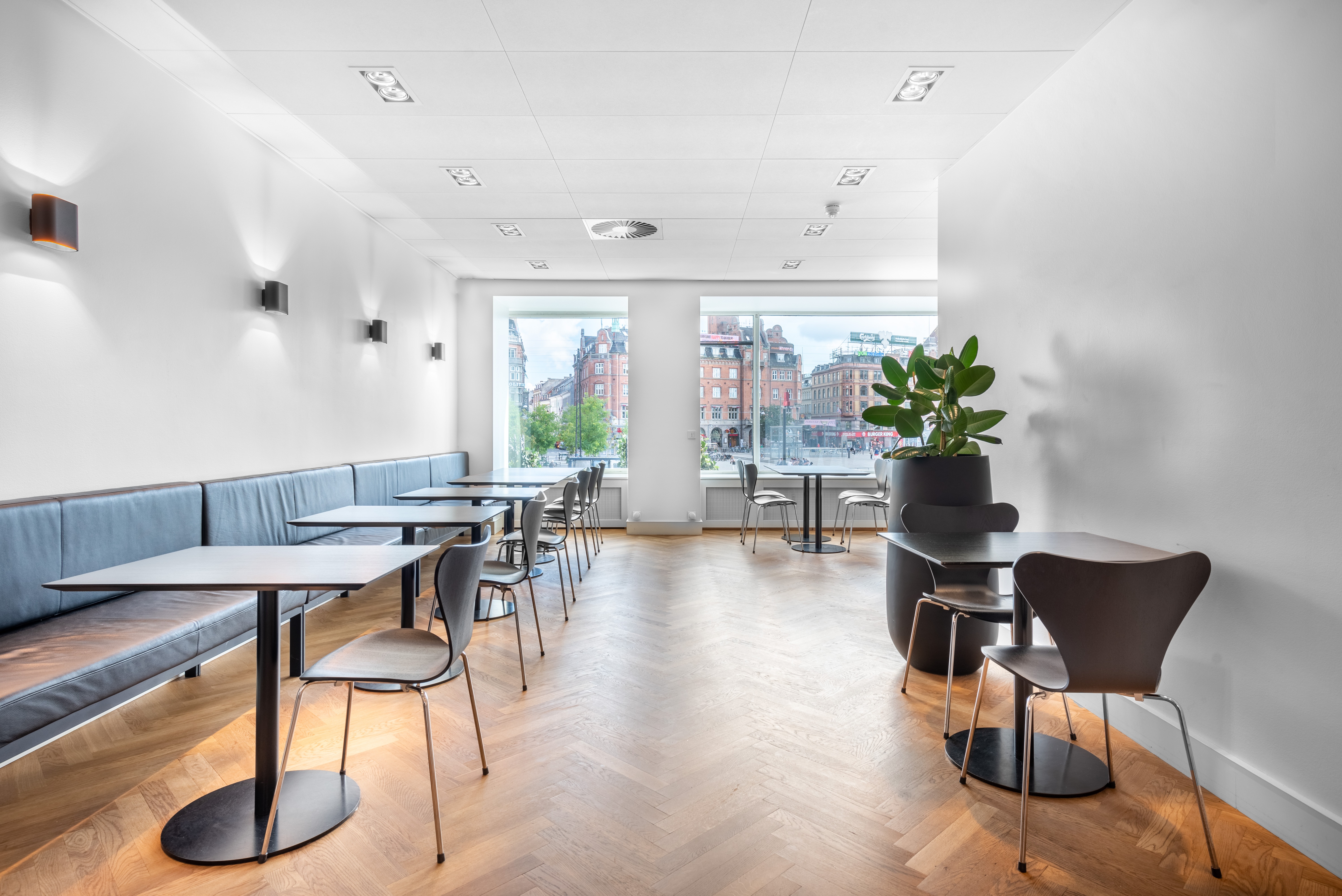 Regus - Copenhagen, Raadhuspladsen image 5