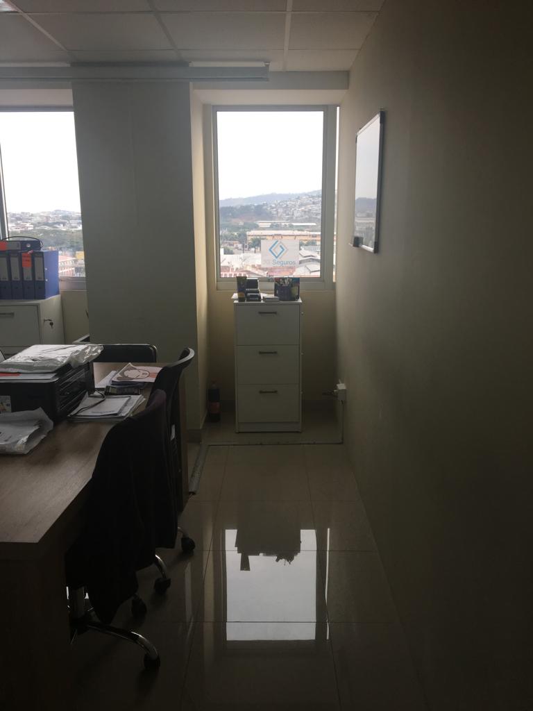 CNG coworking image 3