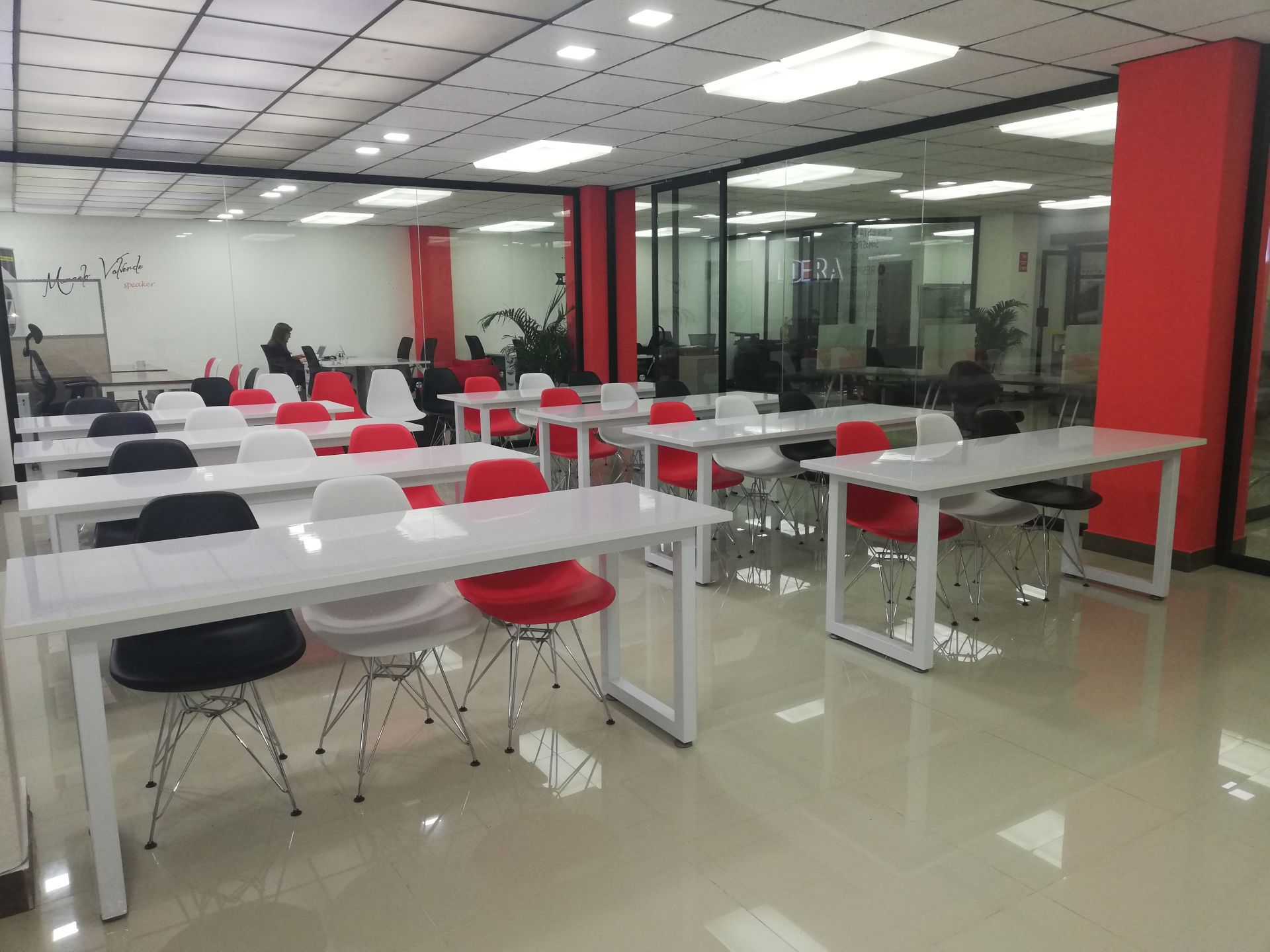 Lidera Coworking image 2