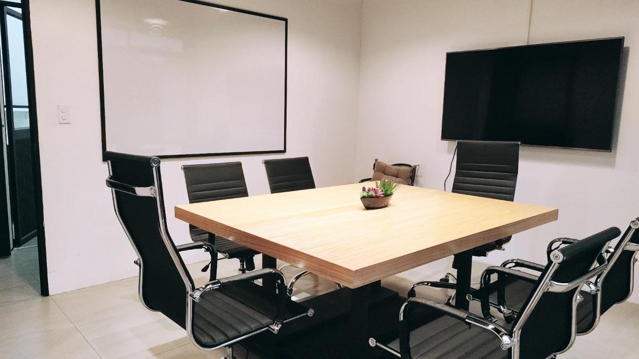 Inhouse coworking image 3