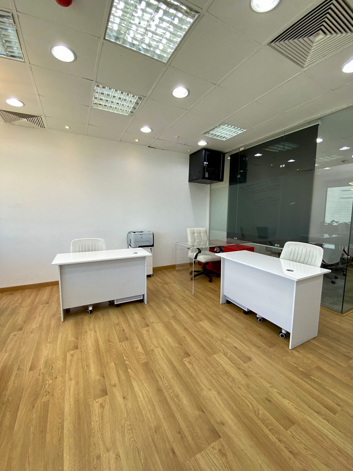 Smart Business For Office Space image 4