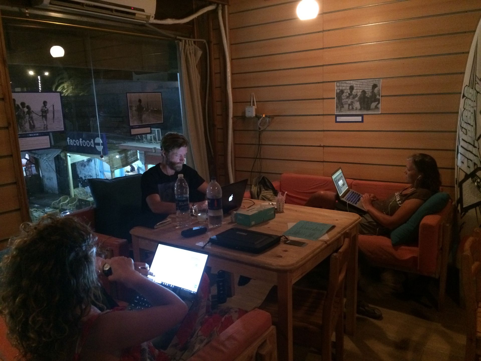 Mojo Cowork Cafe image 4