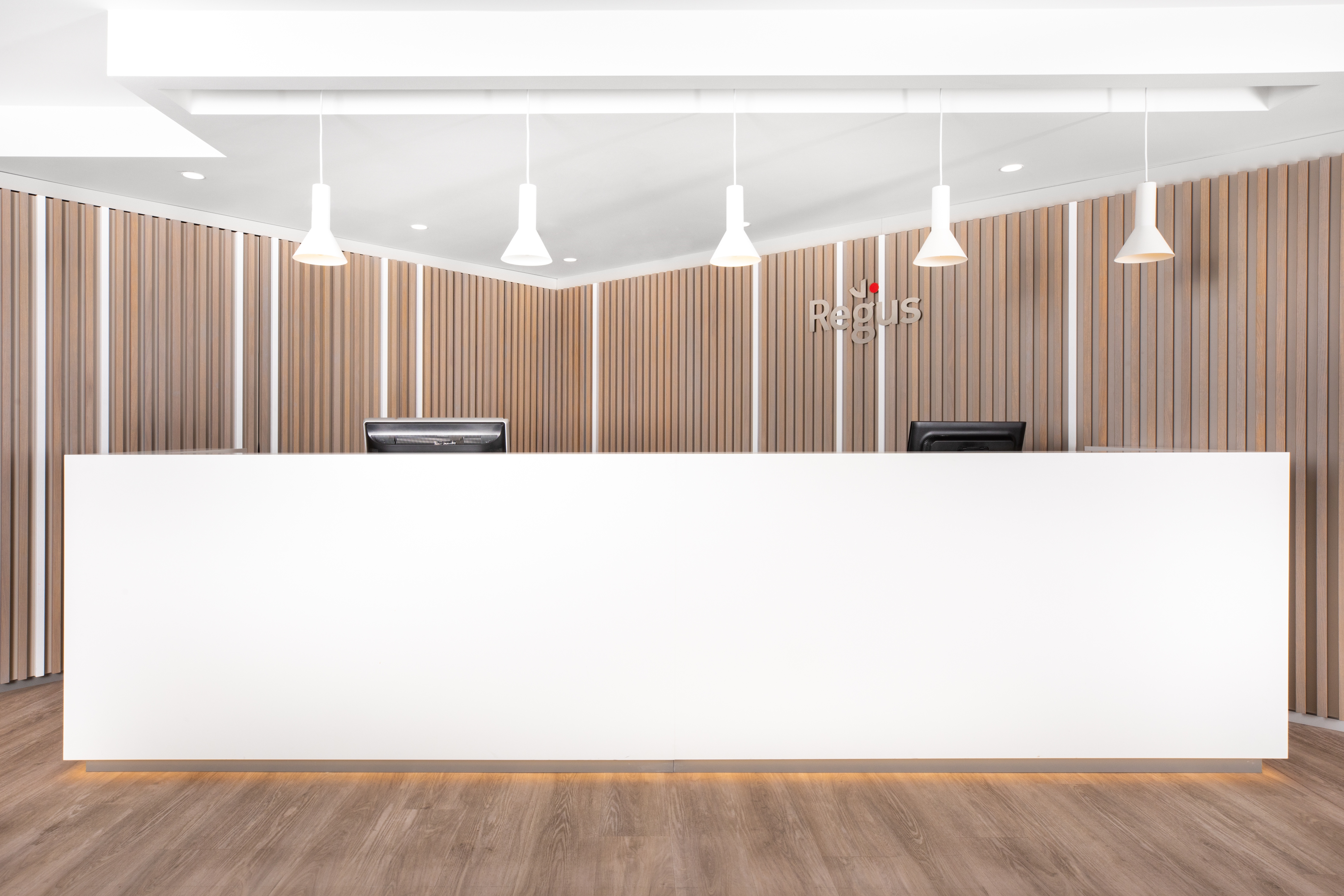 Regus - Metro Plaza image 2