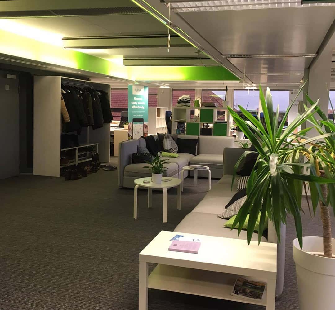 E28 Community image 2