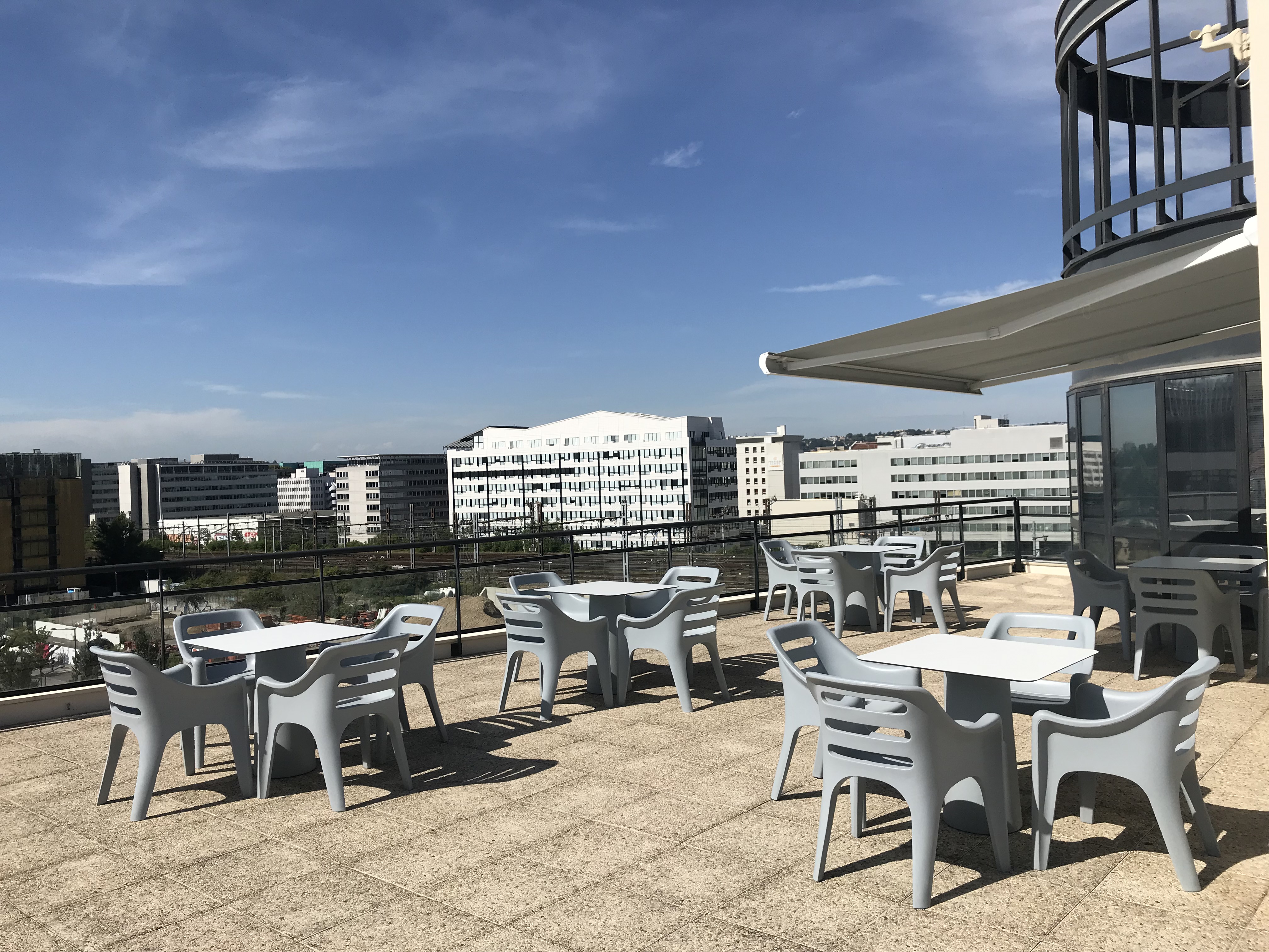 HQ - Lyon, Part Dieu Plaza image 2