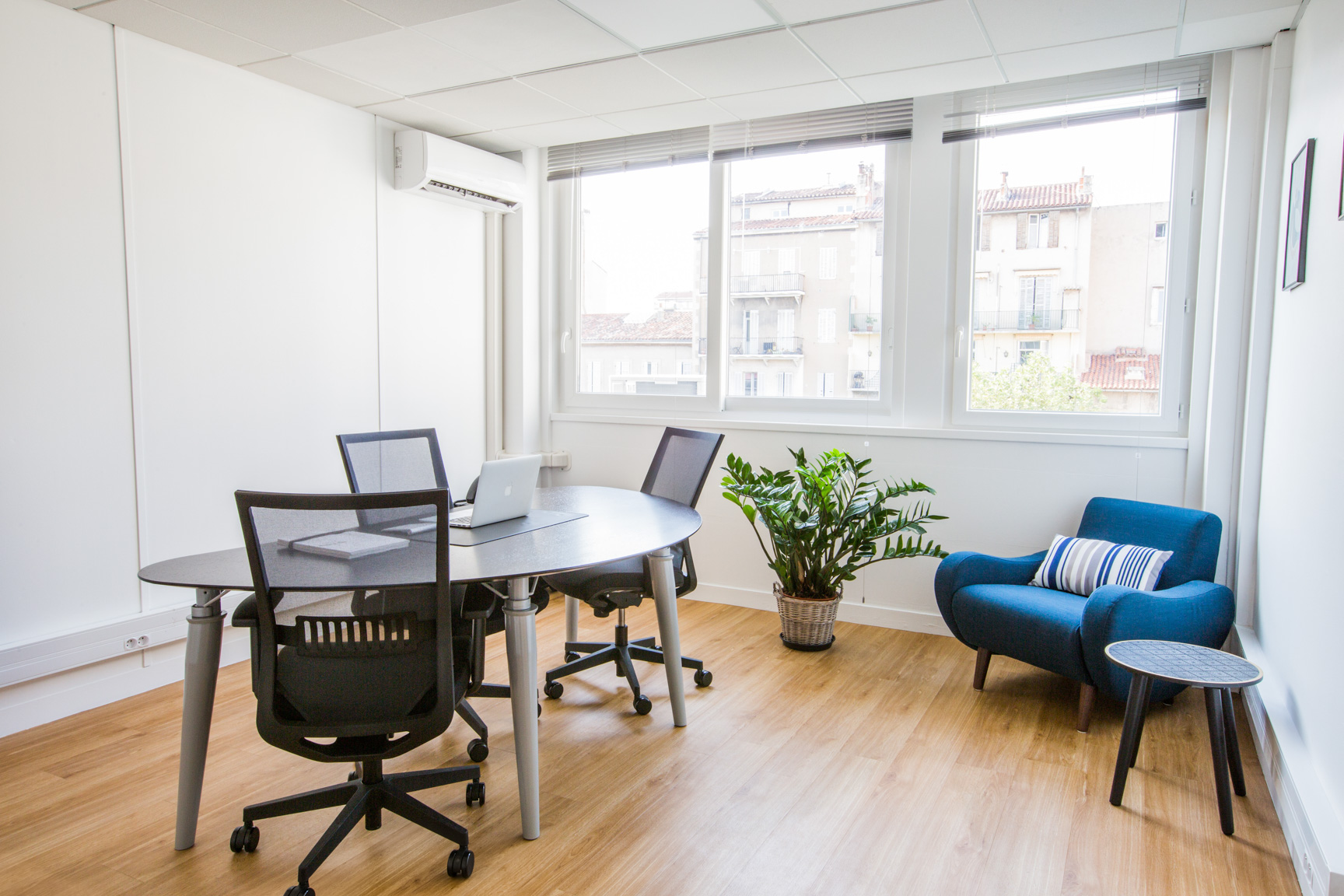 CENTRE ATLAS image 3