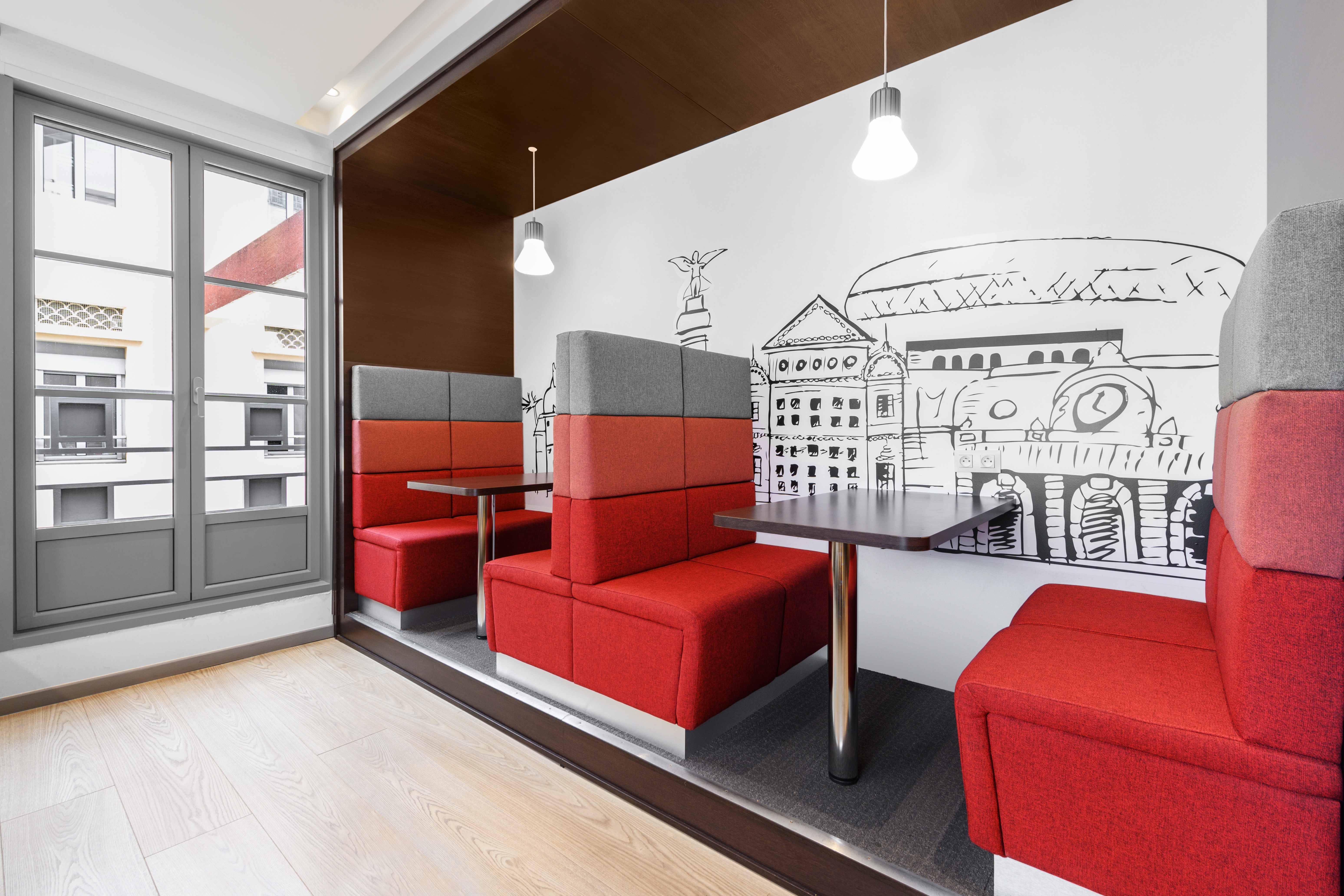 Regus - Nice, Rue de France image 5