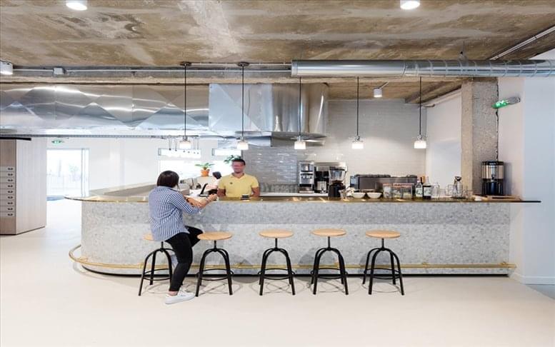 Deskopolitan image 2