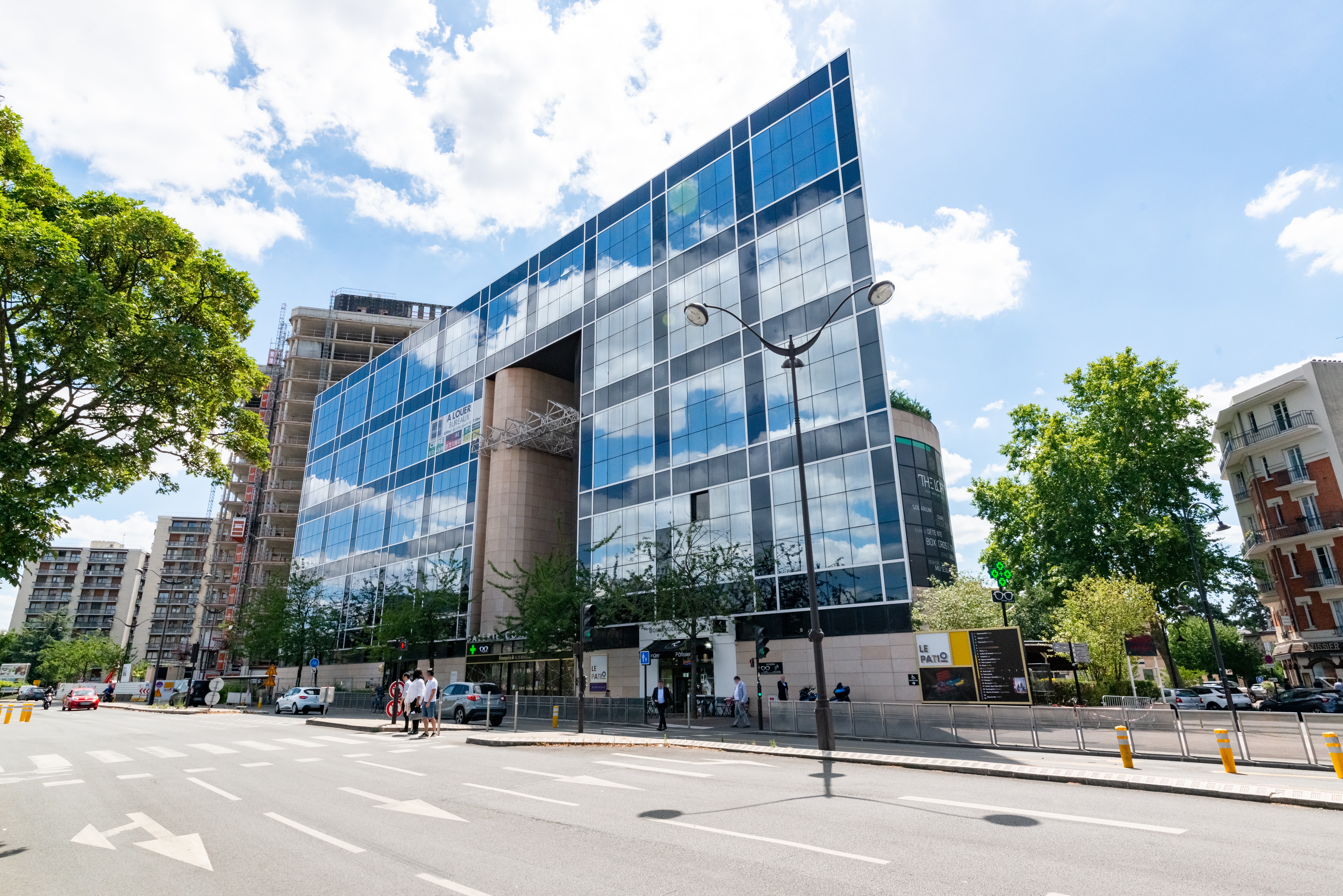 HQ - Rueil, Gare image 1