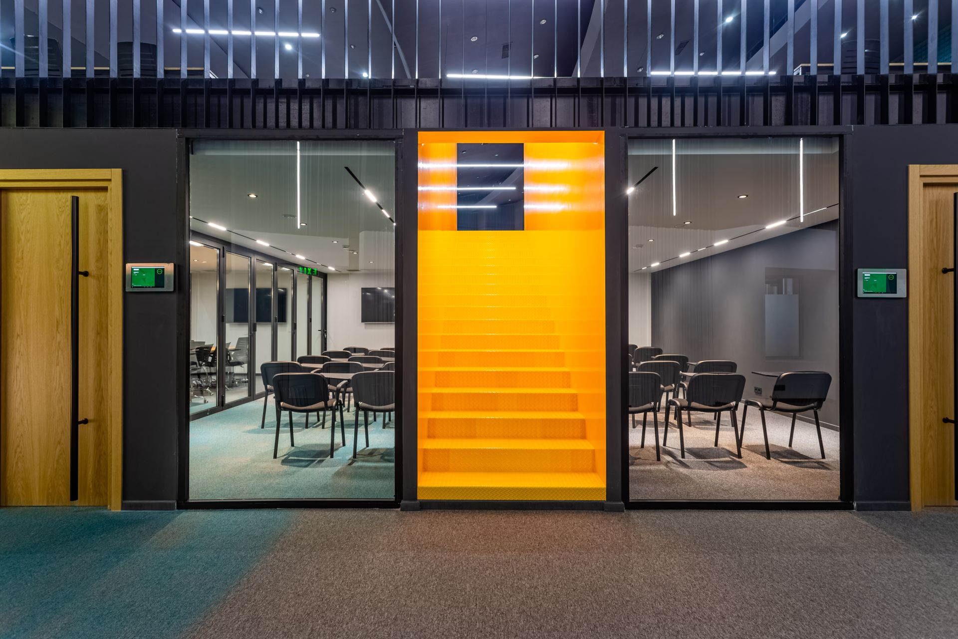 Terminal Mozaika image 4