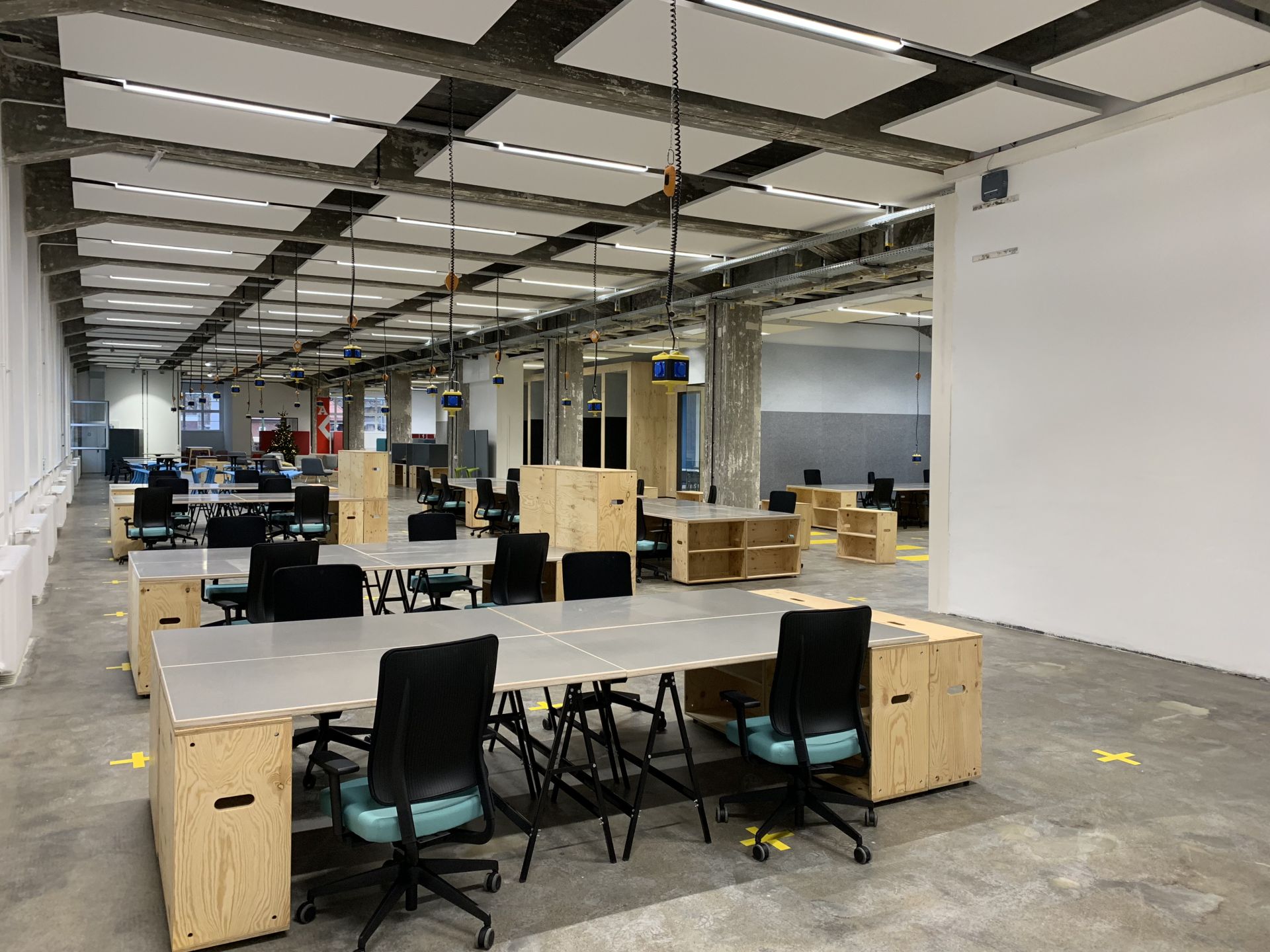 A32 @ Siemensstadt Square image 5