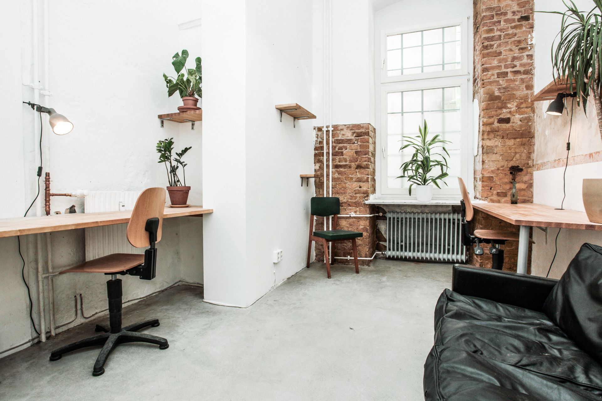 Blender studio, Berlin Book Online Coworker